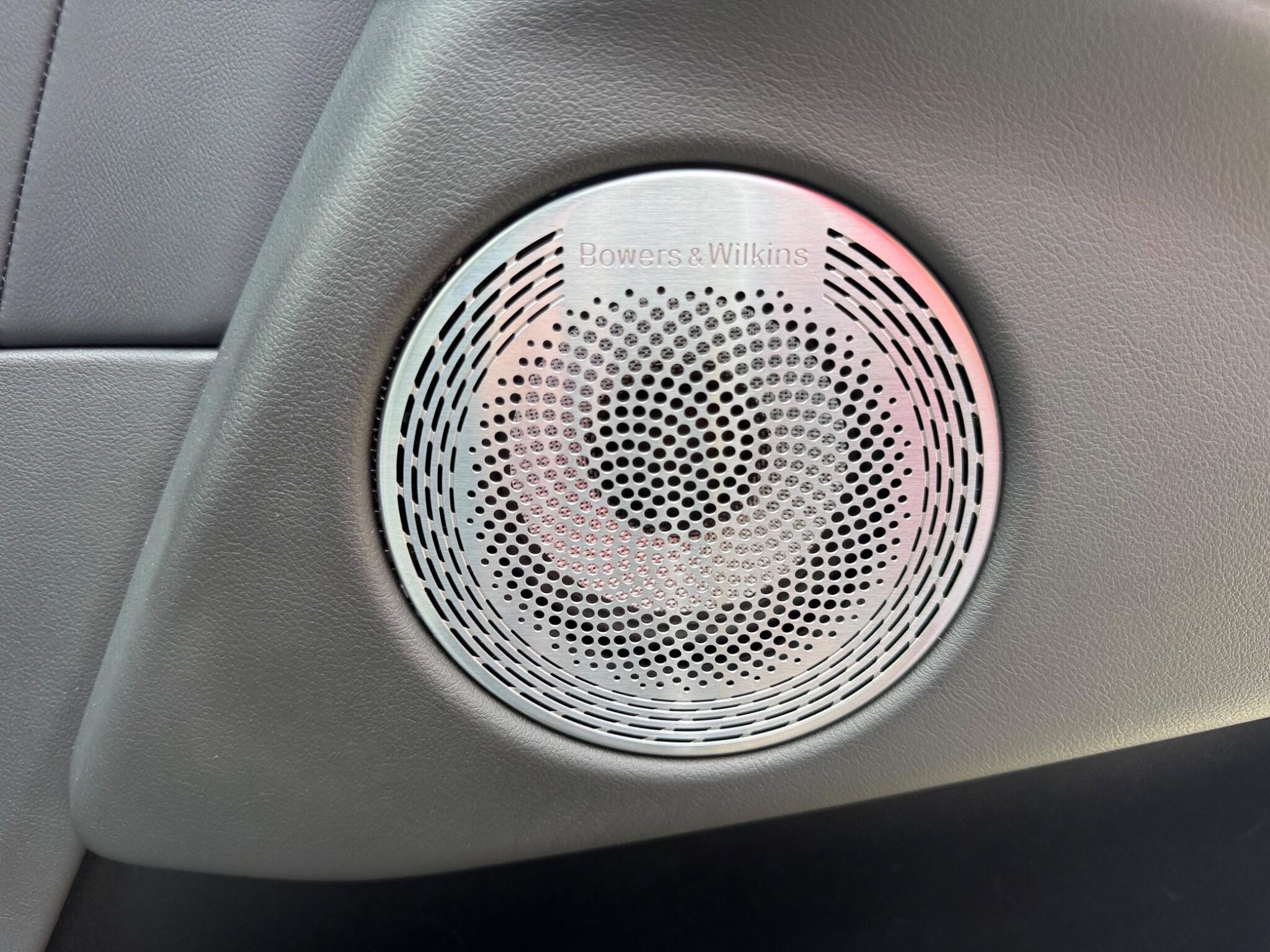 BMW XM view 65