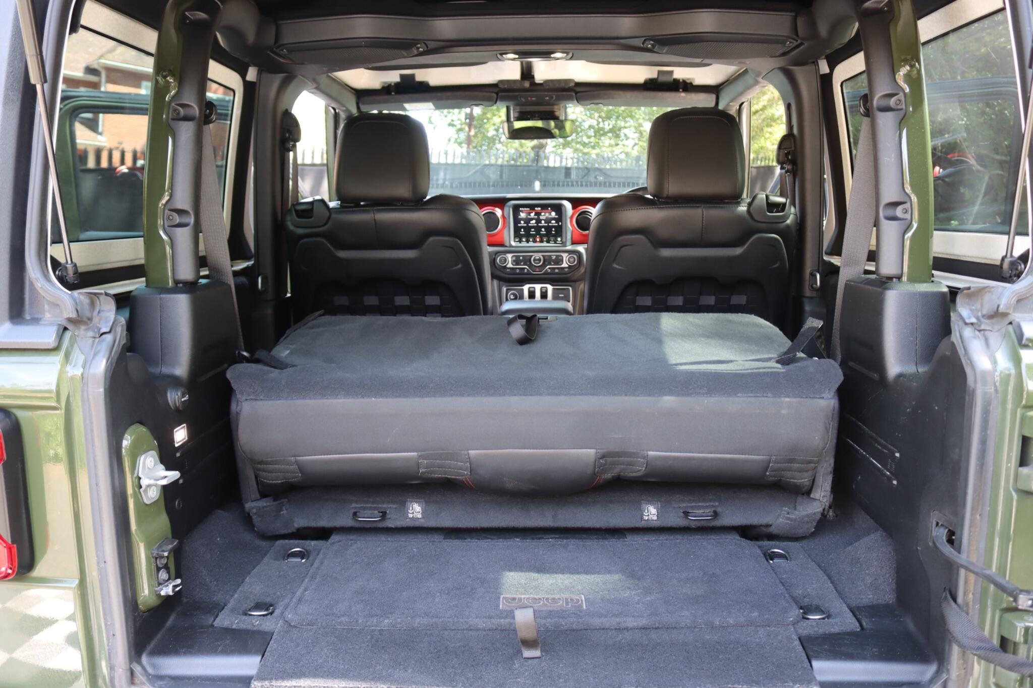 Jeep Wrangler view 19