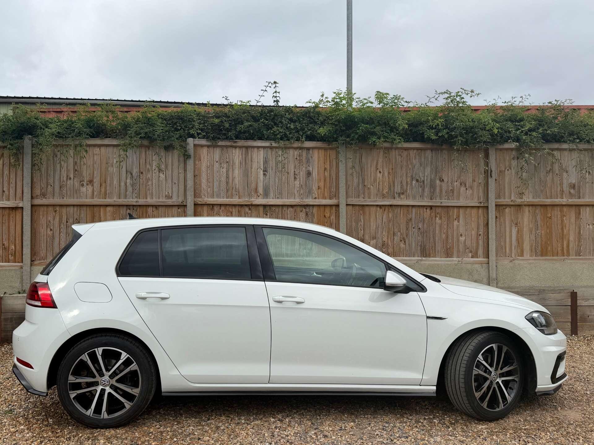 Volkswagen Golf view 12