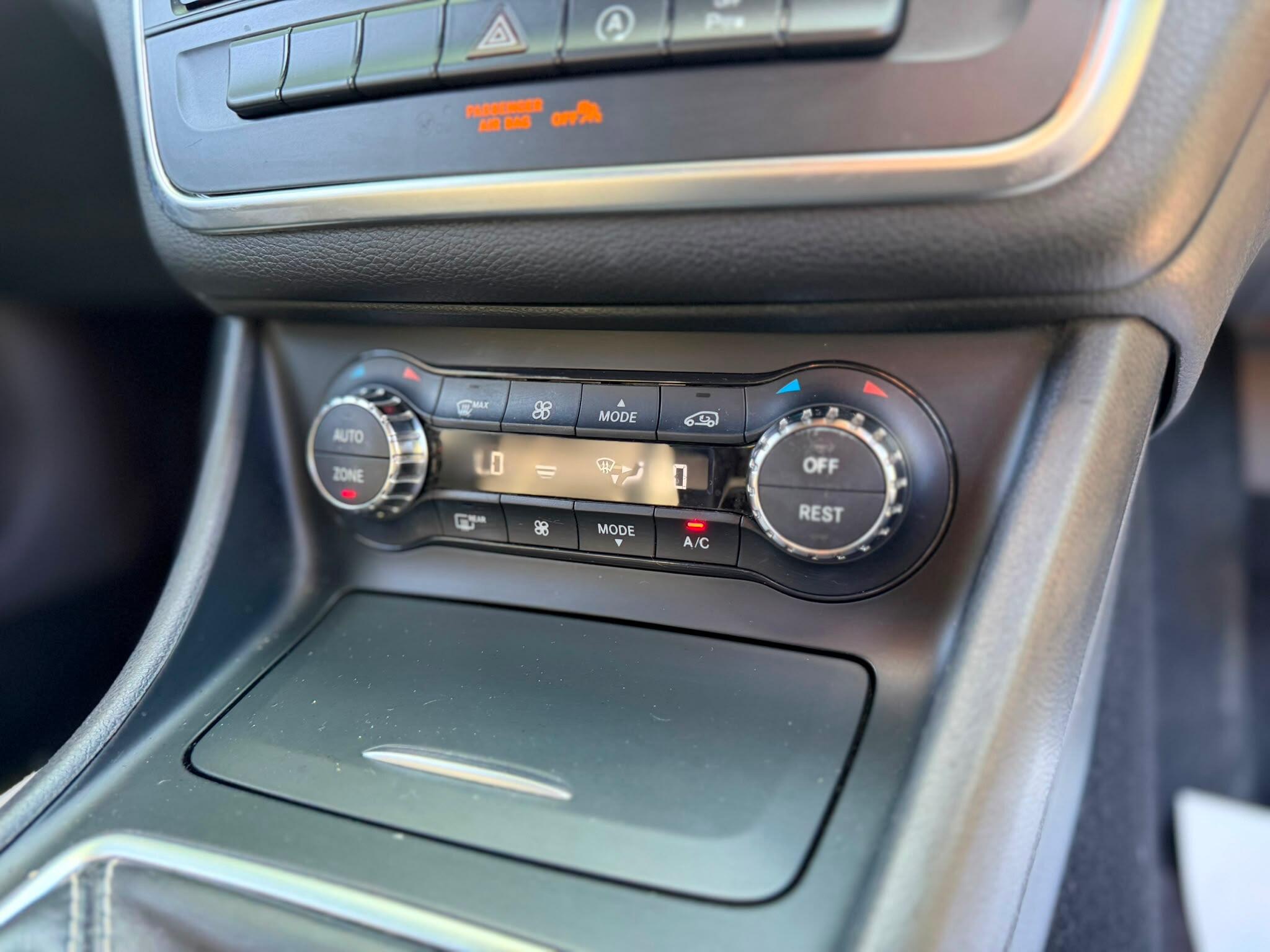 Mercedes-Benz CLA view 19