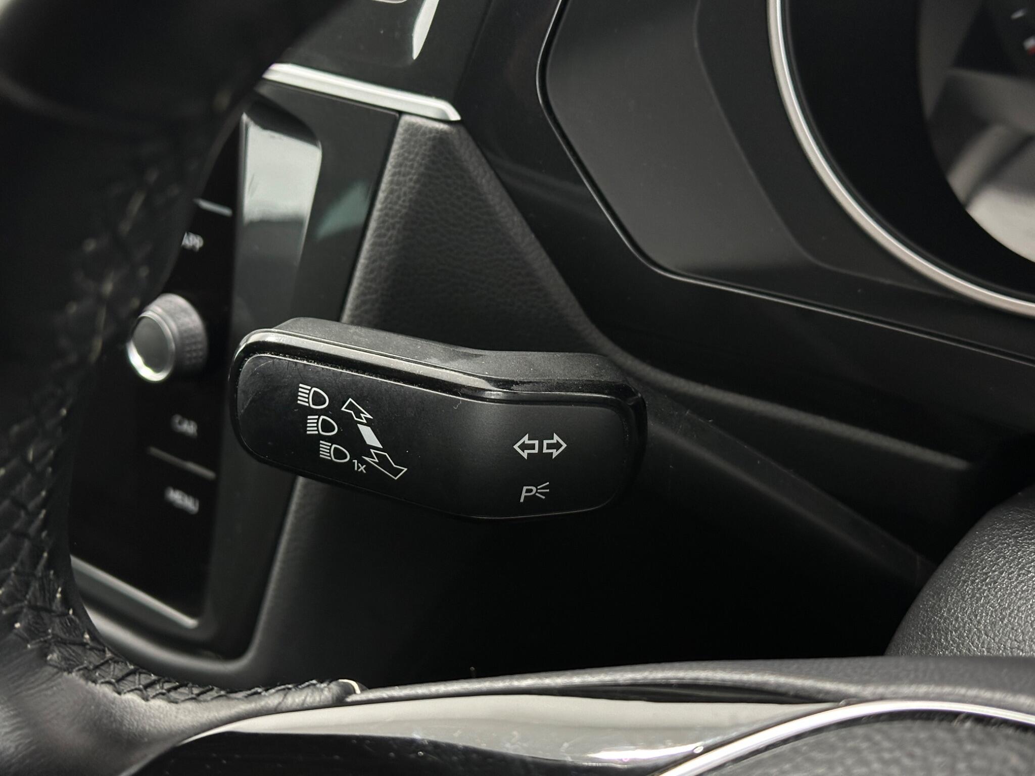 Volkswagen Tiguan view 14