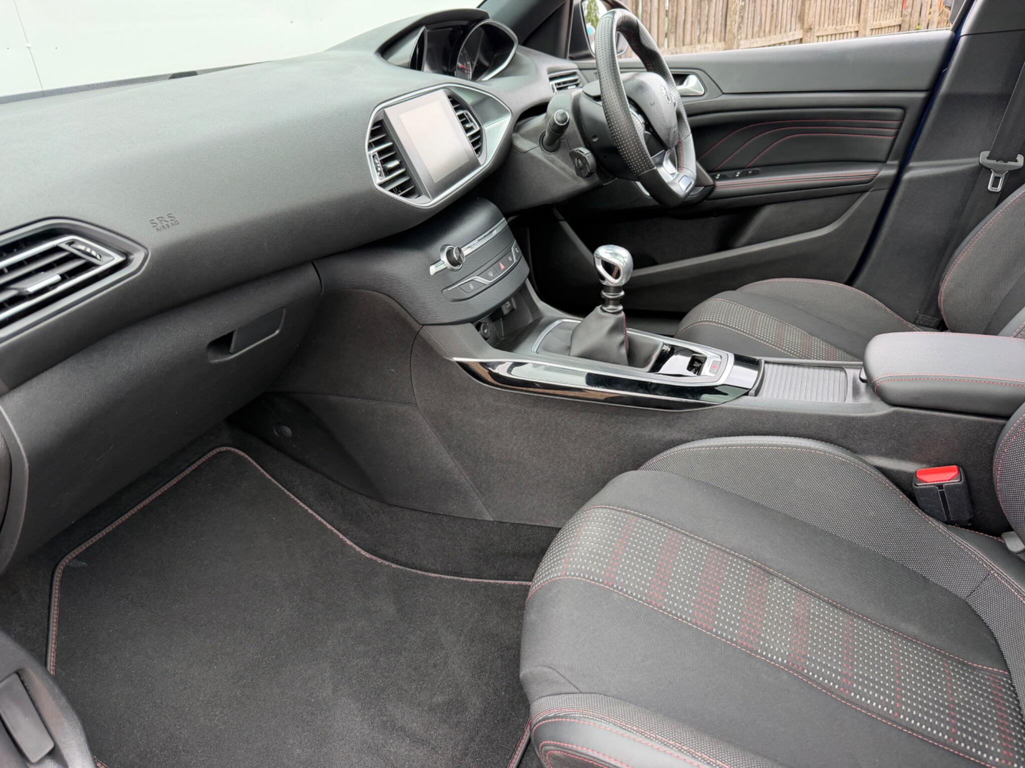 Peugeot 308 view 23