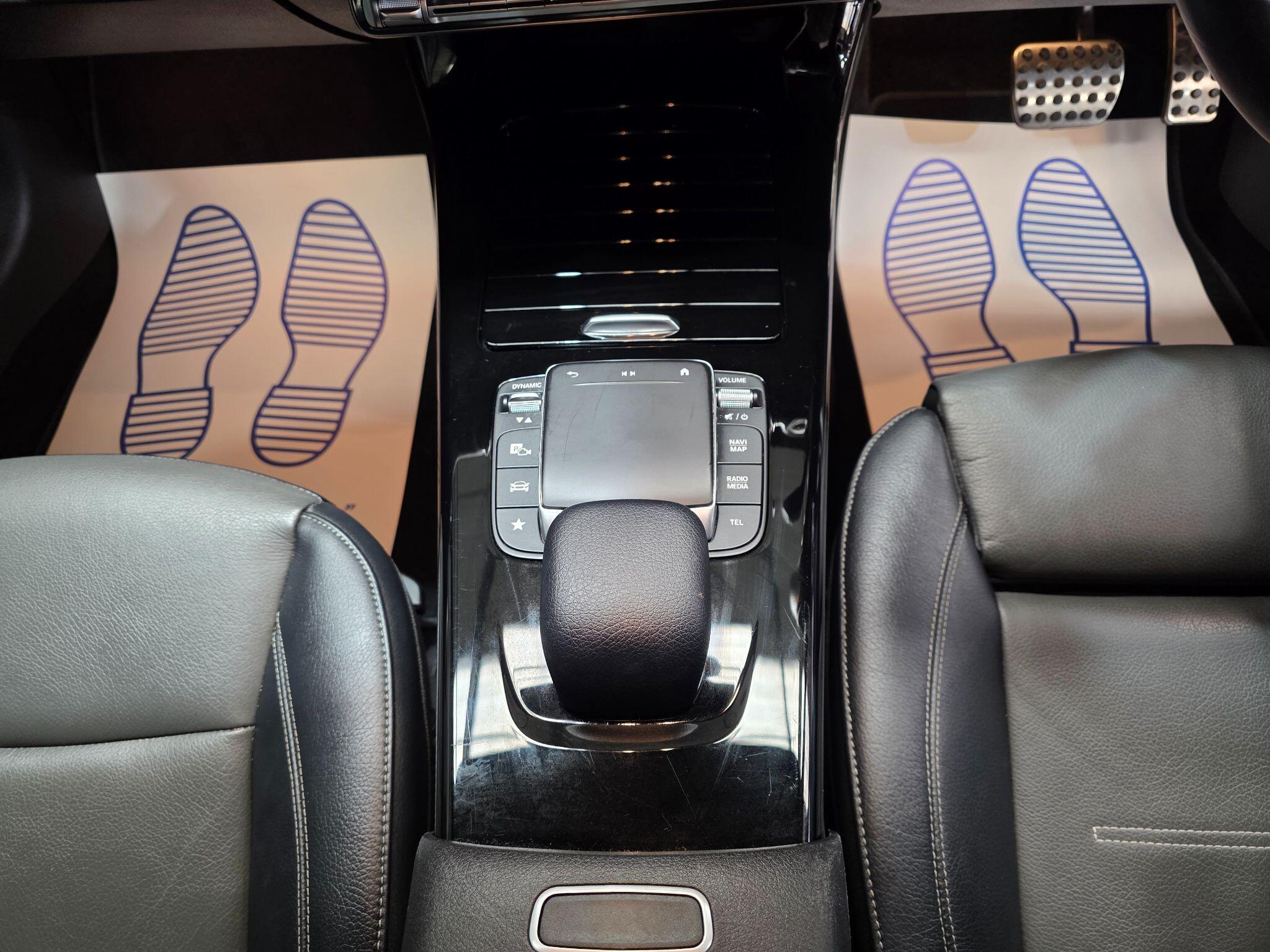 Mercedes-Benz Cla view 10