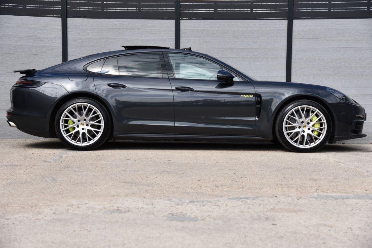 Porsche Panamera view 7