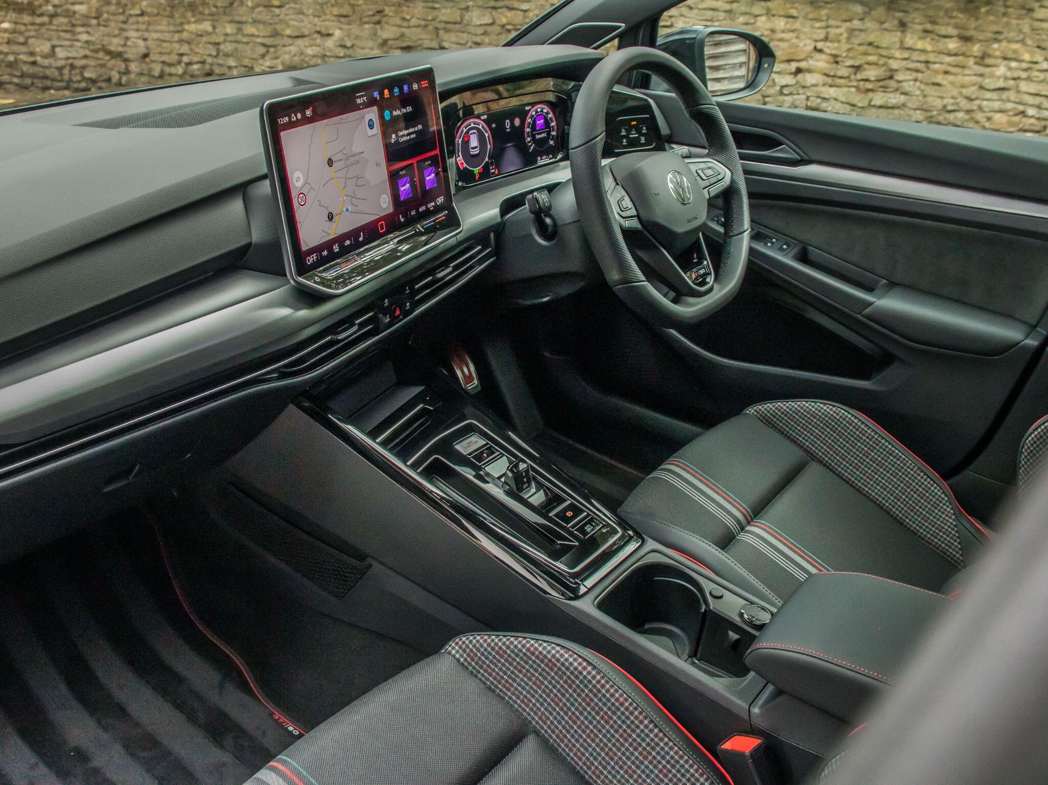 Volkswagen Golf view 24