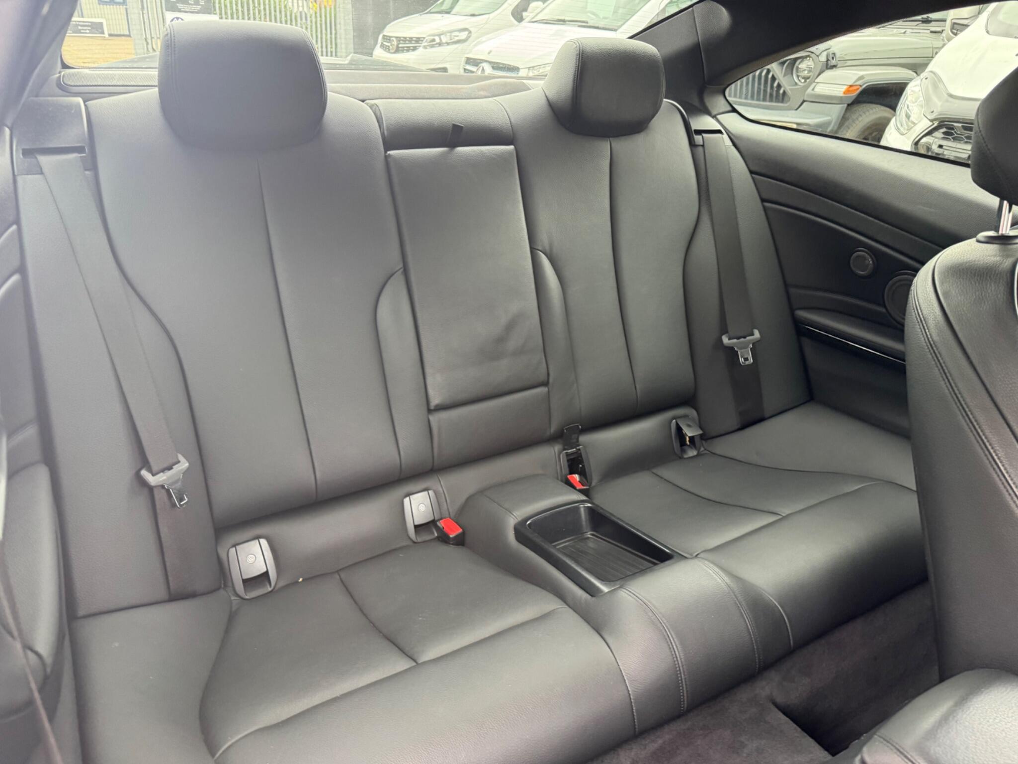 BMW 4 Series view 13