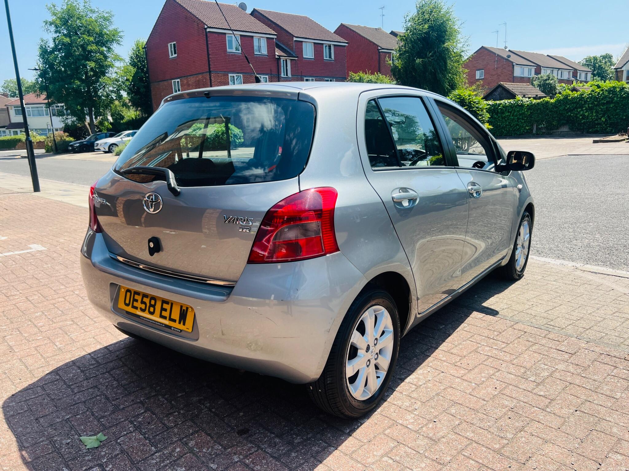 Toyota Yaris view 26