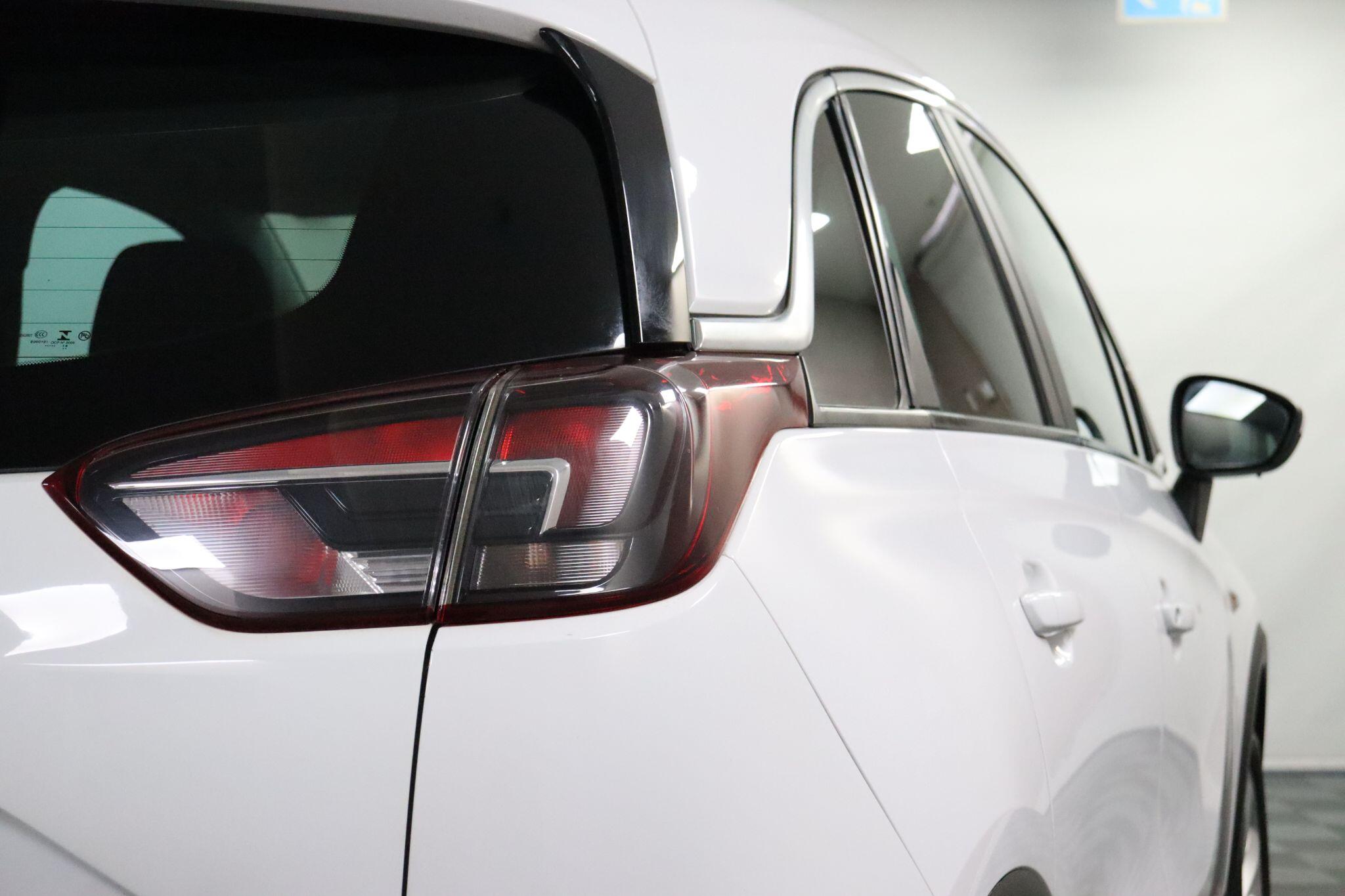 Vauxhall Crossland X view 23