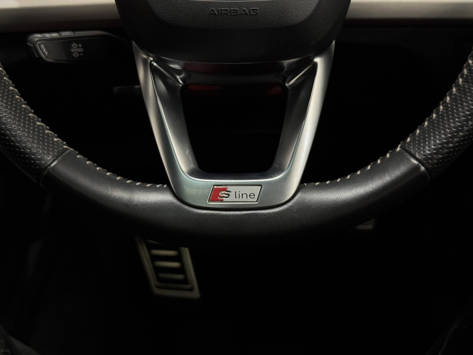 Audi Q5 view 51