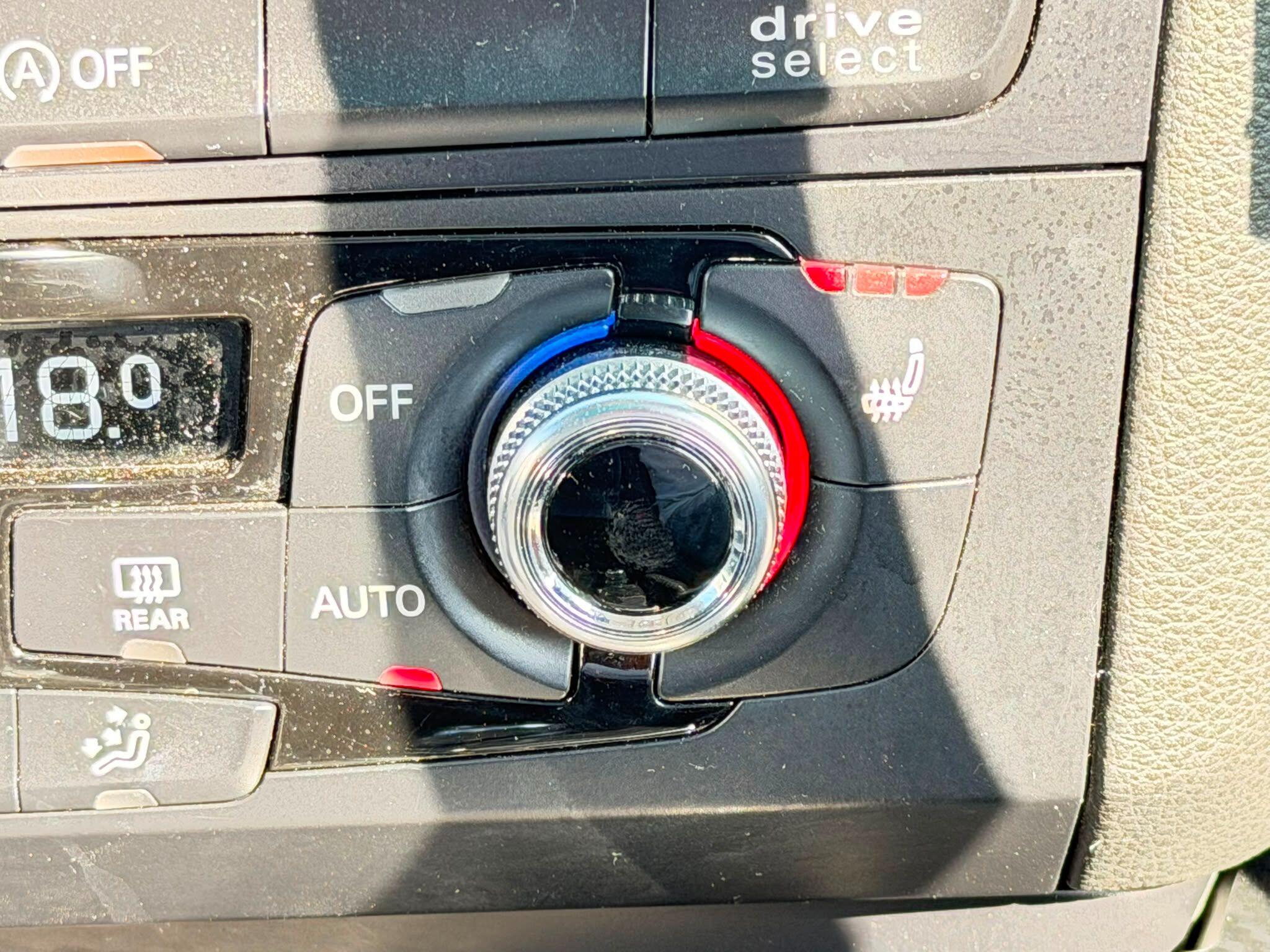 Audi SQ5 view 21