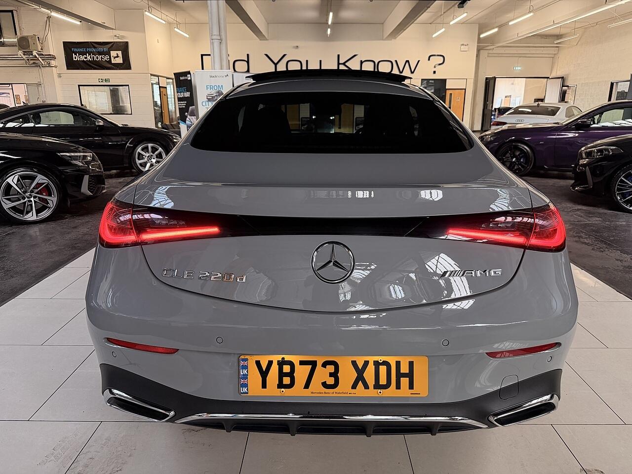Mercedes-Benz Cle view 7