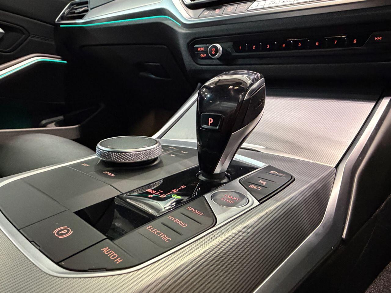 BMW 3 Series view 33