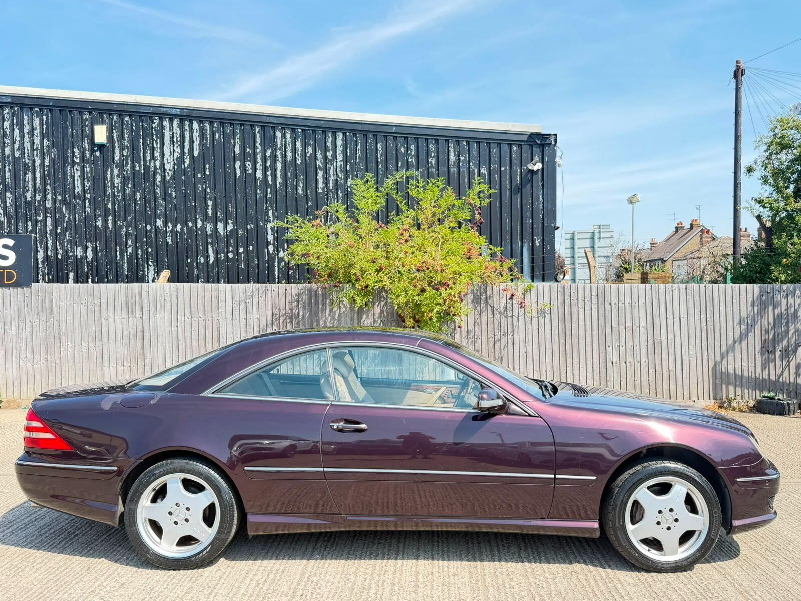 Mercedes-Benz CL view 2