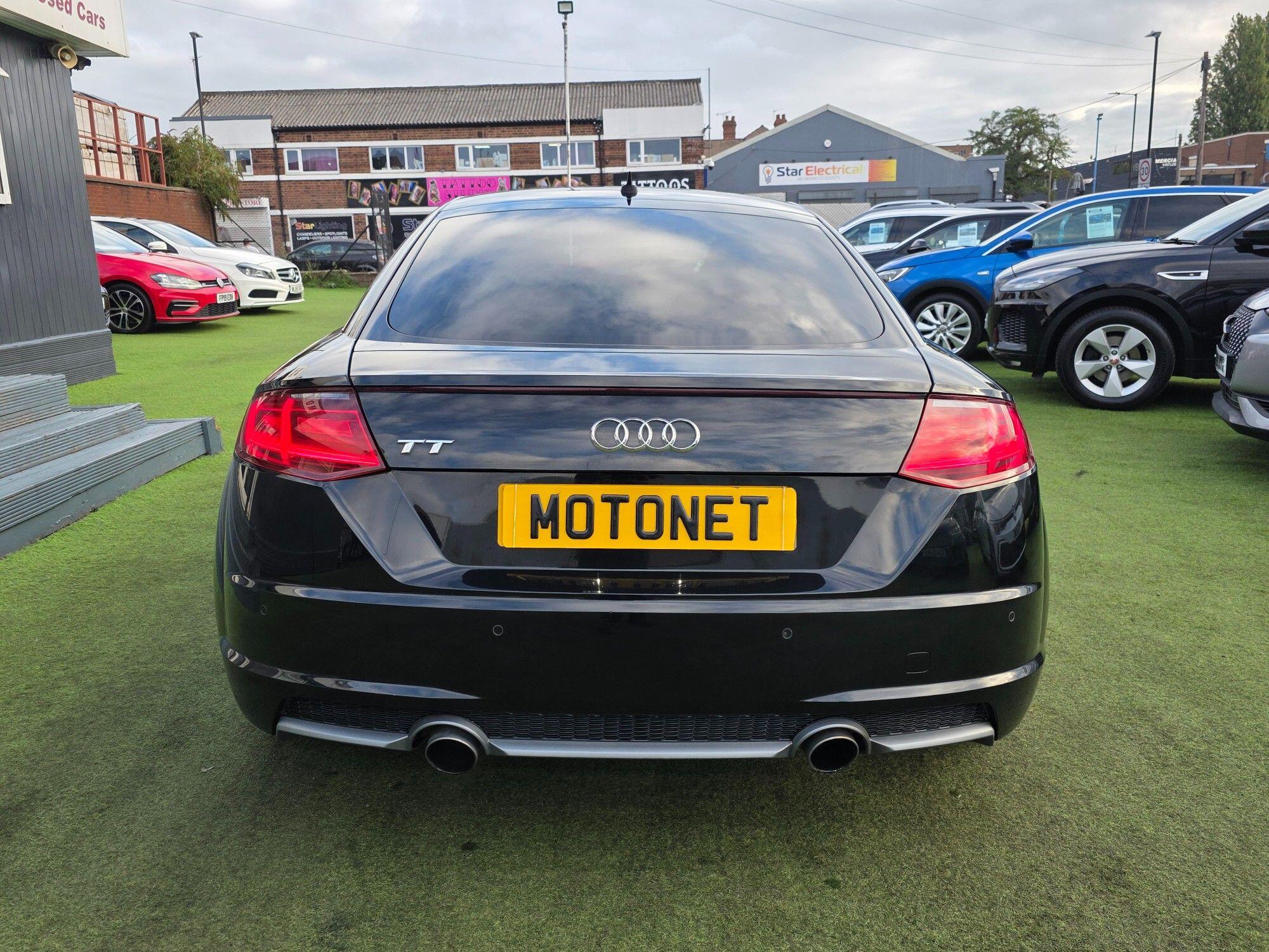 Audi TT view 8