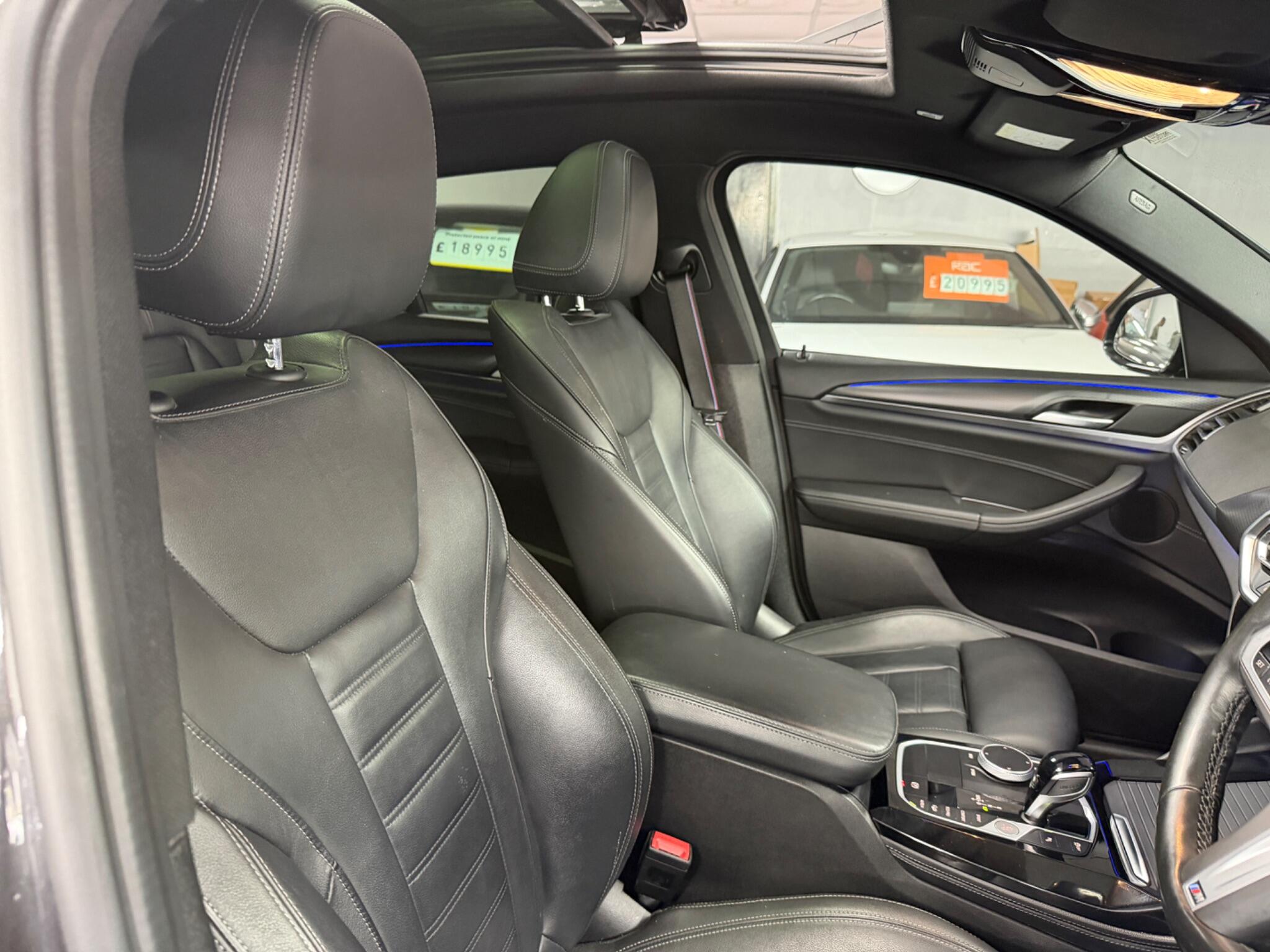 BMW X4 view 10