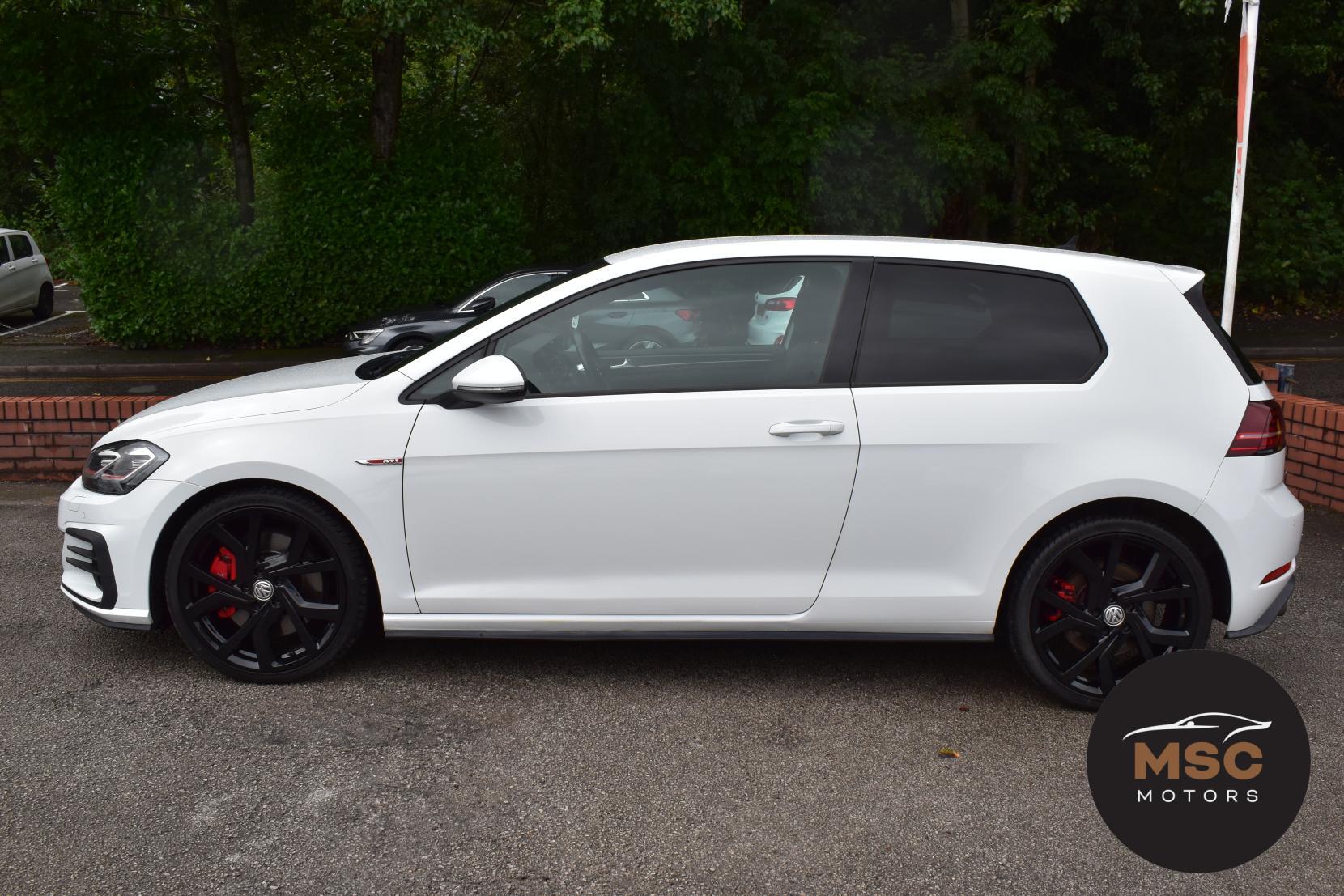 Volkswagen Golf view 9