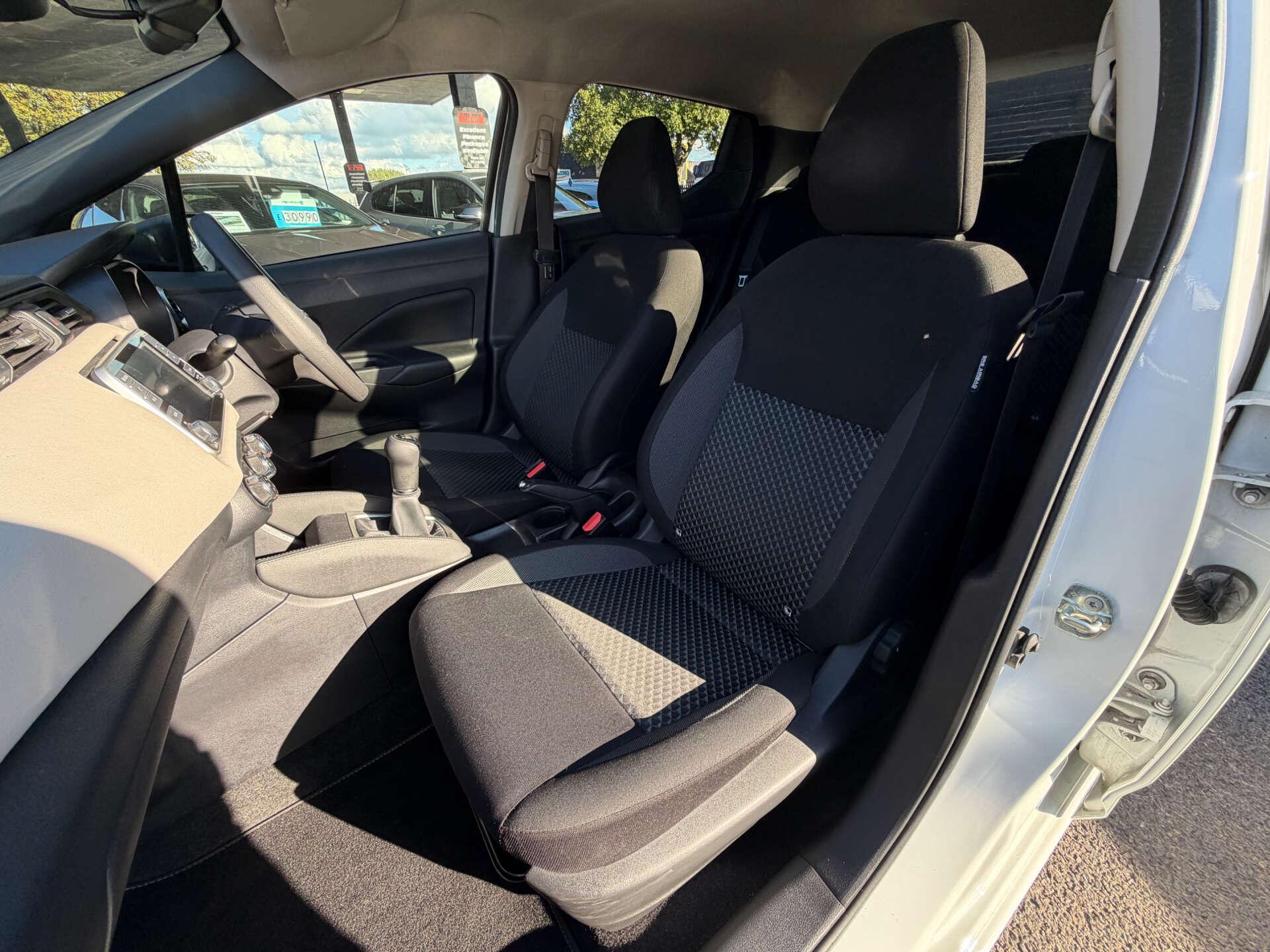 Nissan Micra view 4