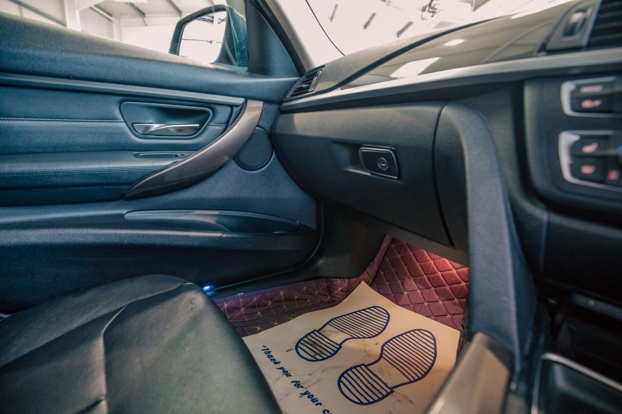 BMW 3 Series view 19