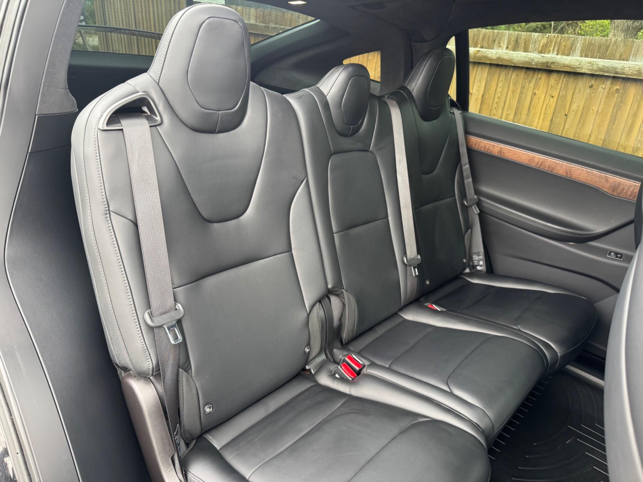 Tesla Model X view 20