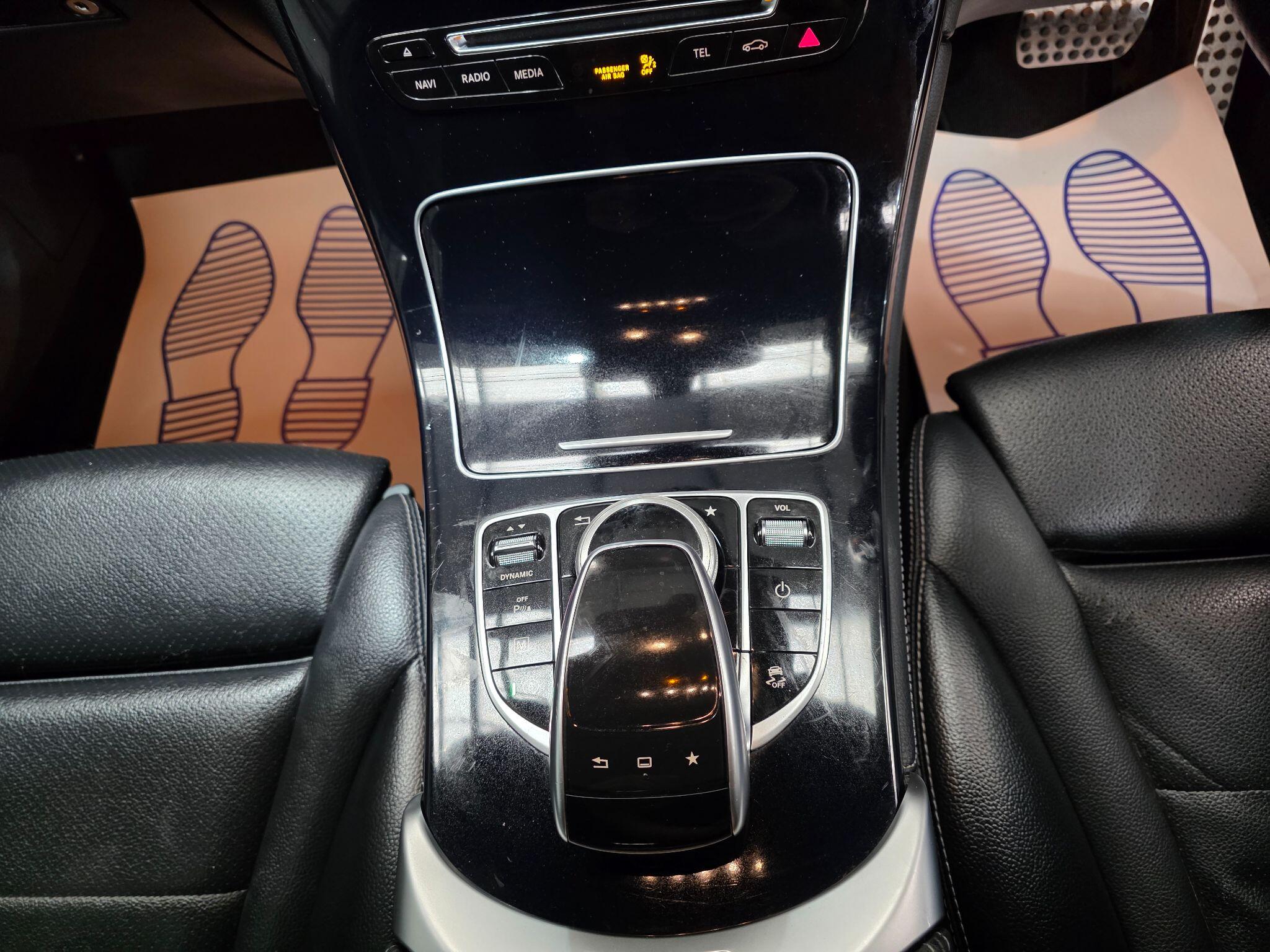 Mercedes-Benz GLC view 10