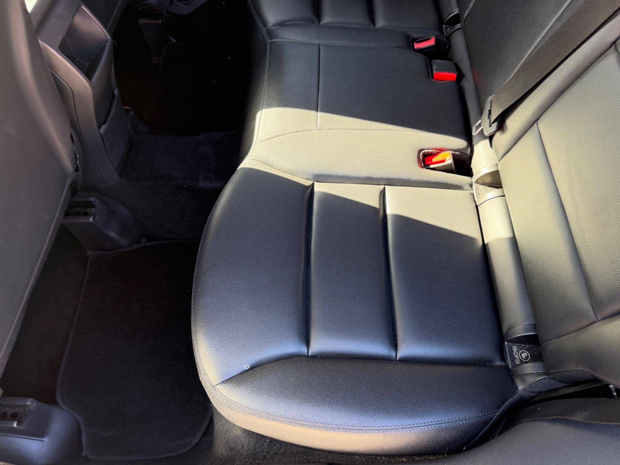 Mercedes-Benz B-Class view 28