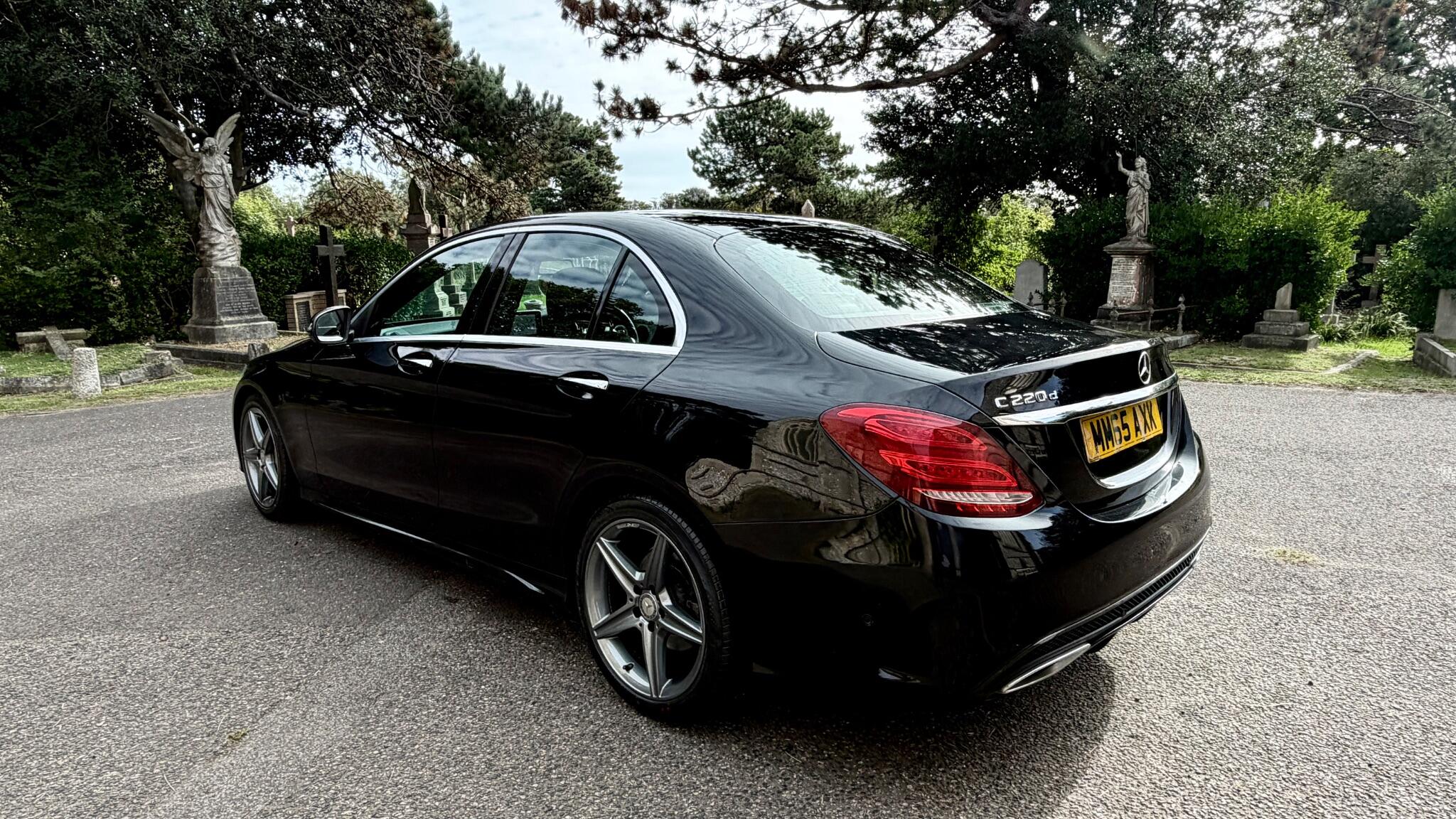 Mercedes-Benz C-Class view 14