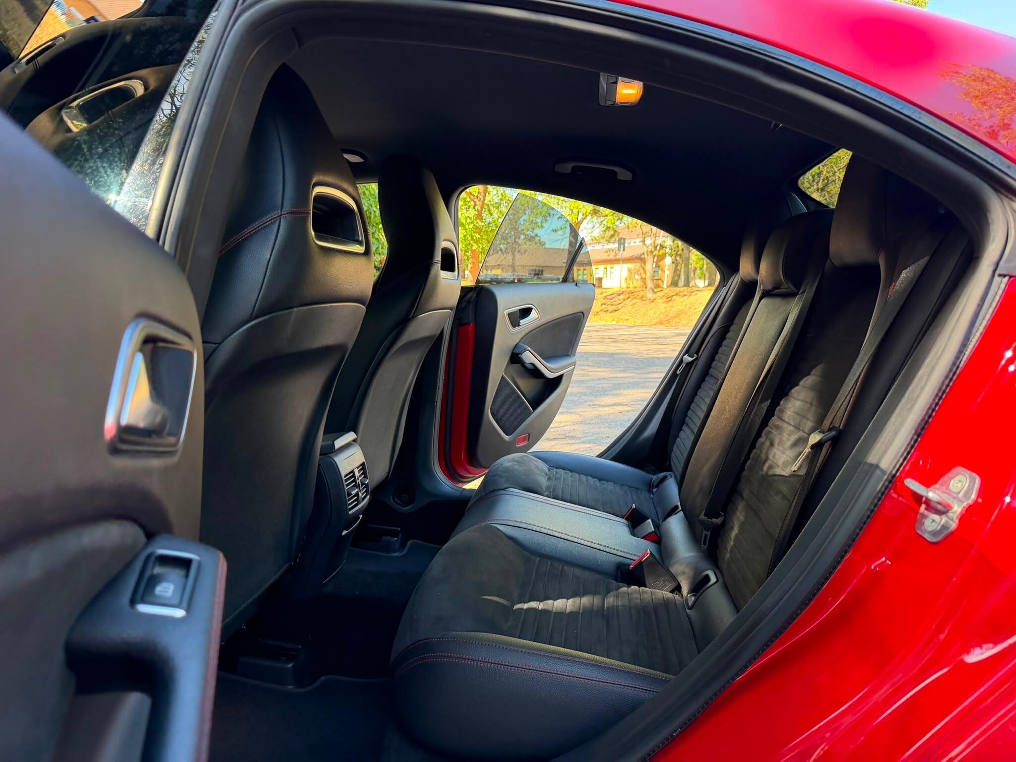 Mercedes-Benz CLA view 18