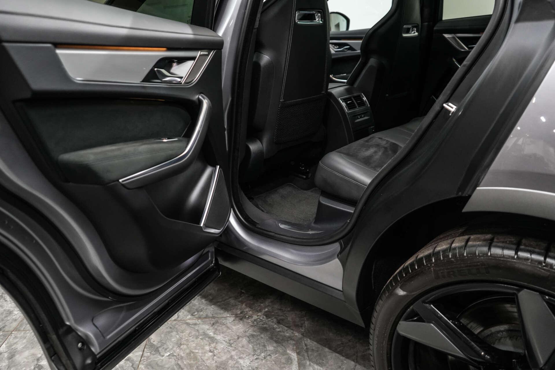 Jaguar F-Pace view 28