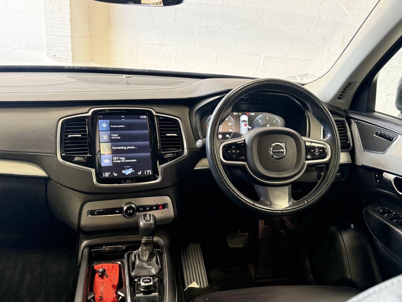 Volvo XC90 view 35