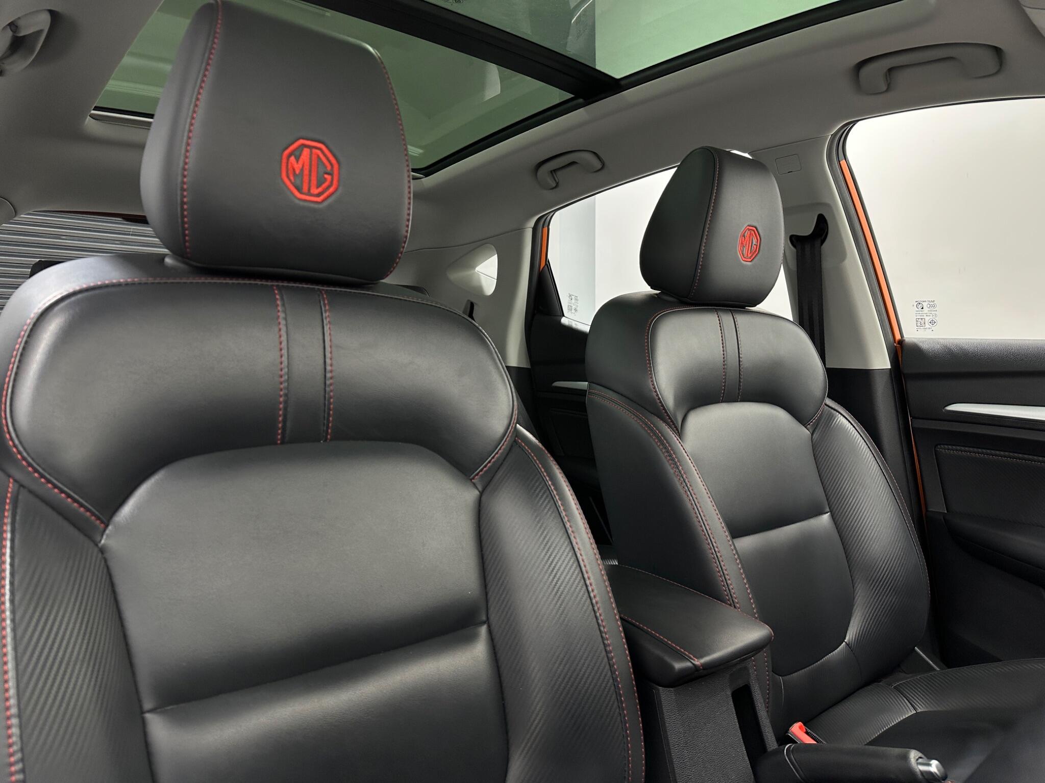 MG ZS view 32