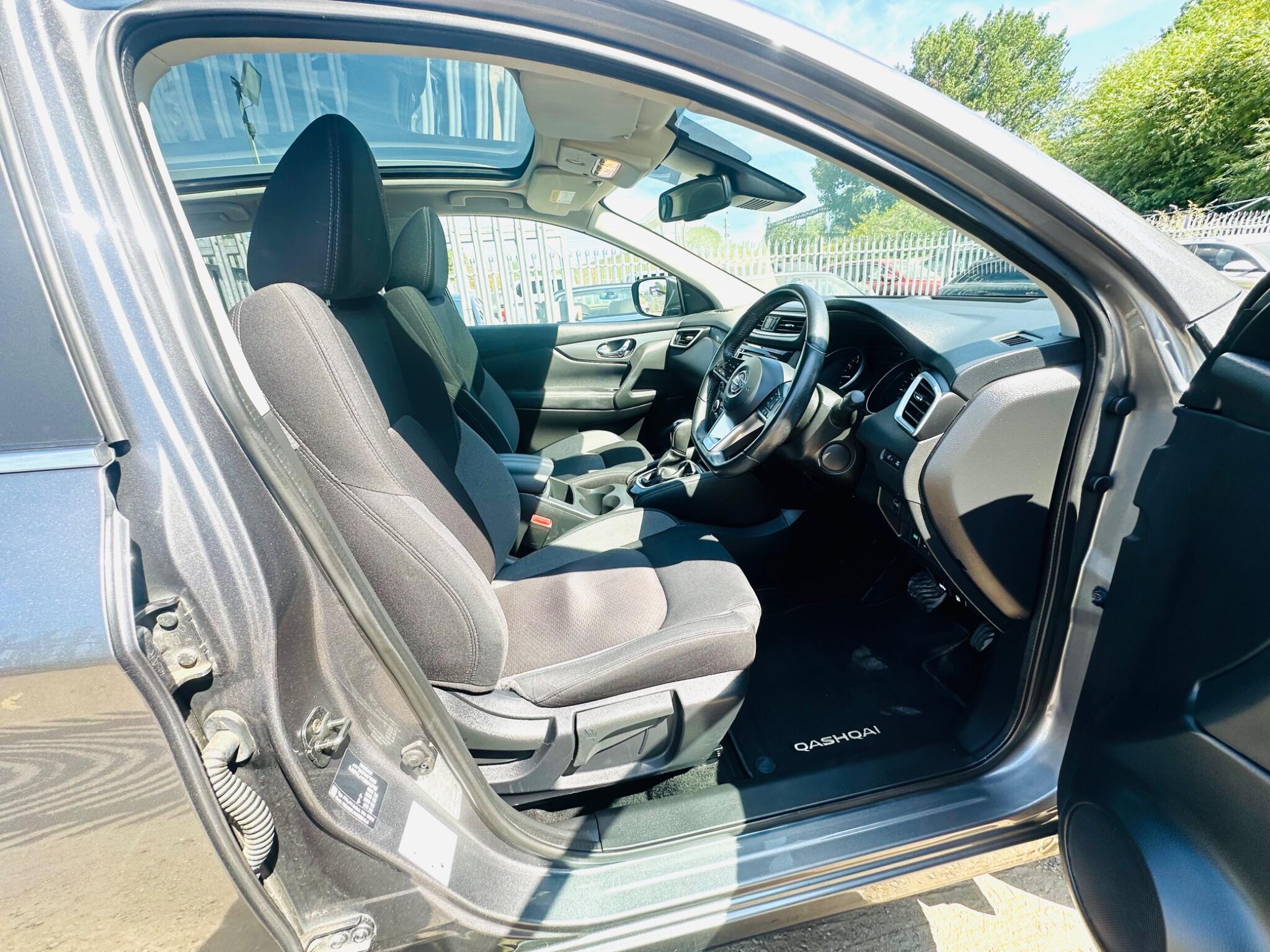 Nissan Qashqai view 2