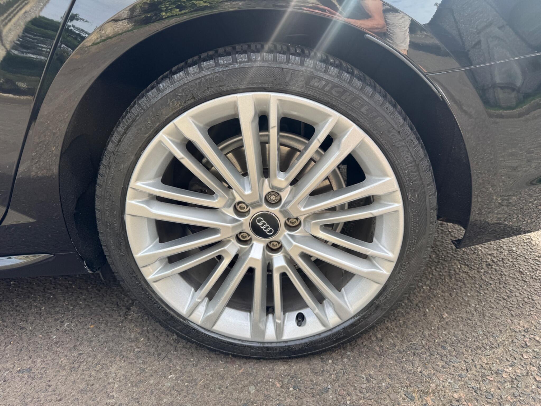 Audi A4 view 44