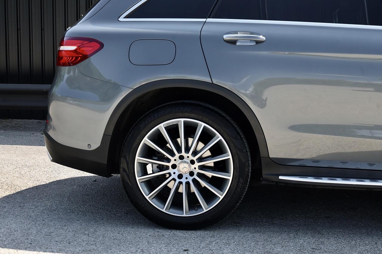Mercedes-Benz GLC view 19