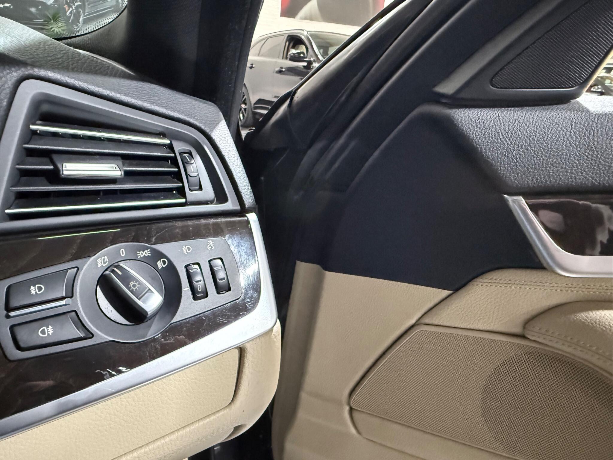 BMW 5 Series view 37