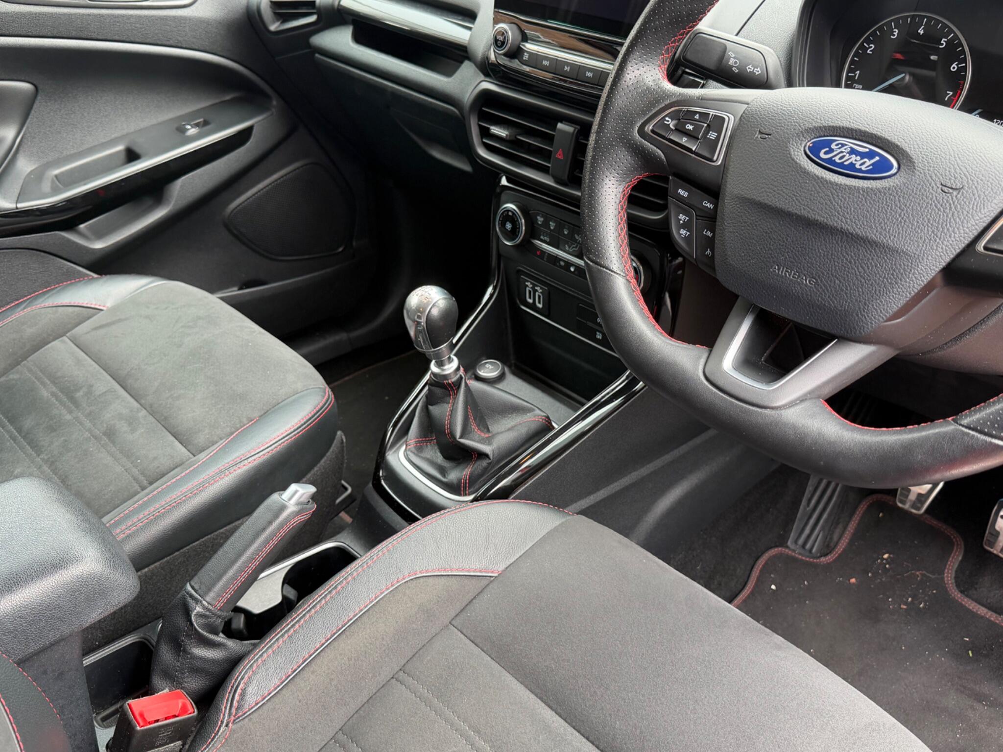 Ford Ecosport view 87
