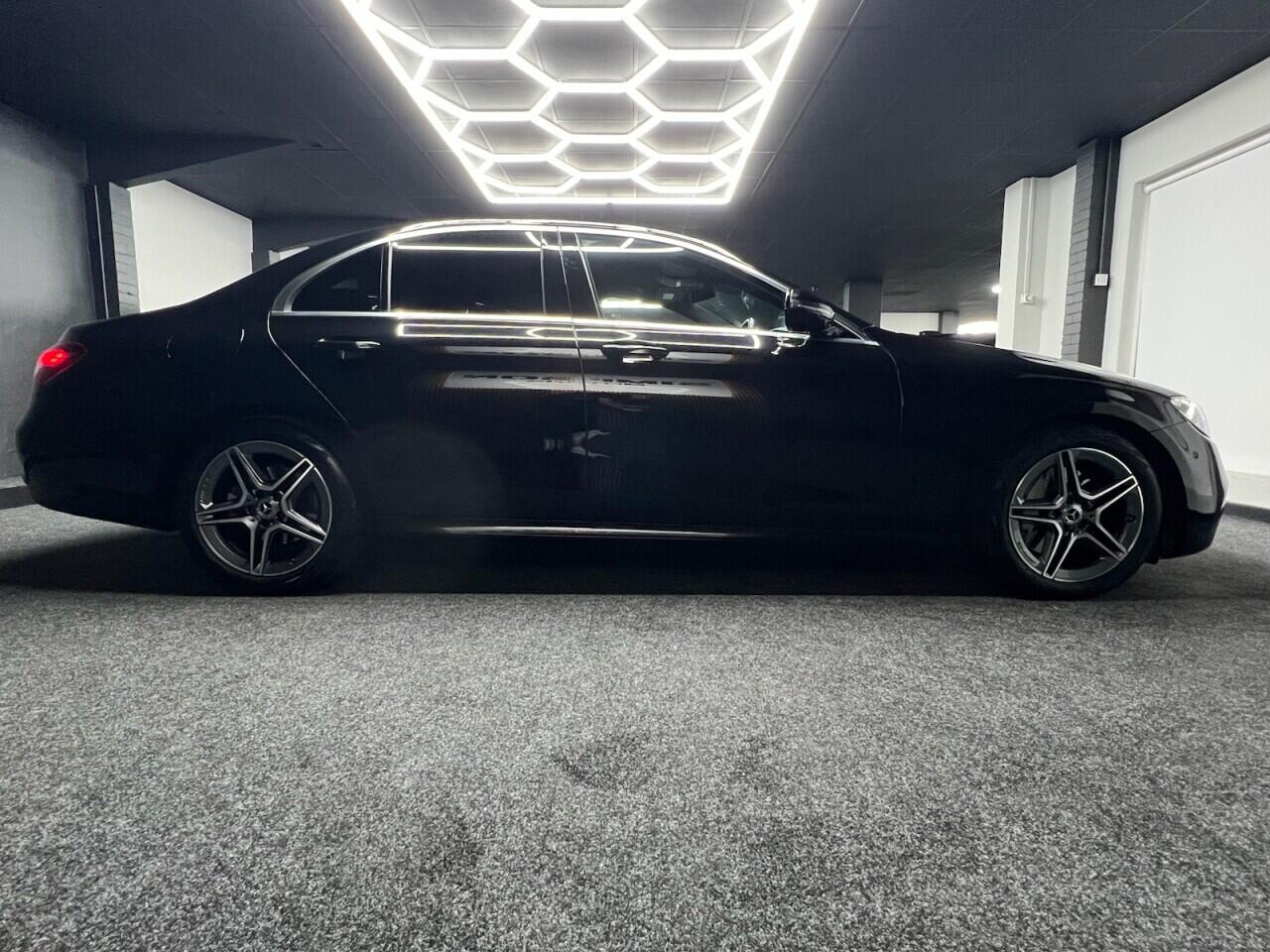 Mercedes-Benz E-Class view 16