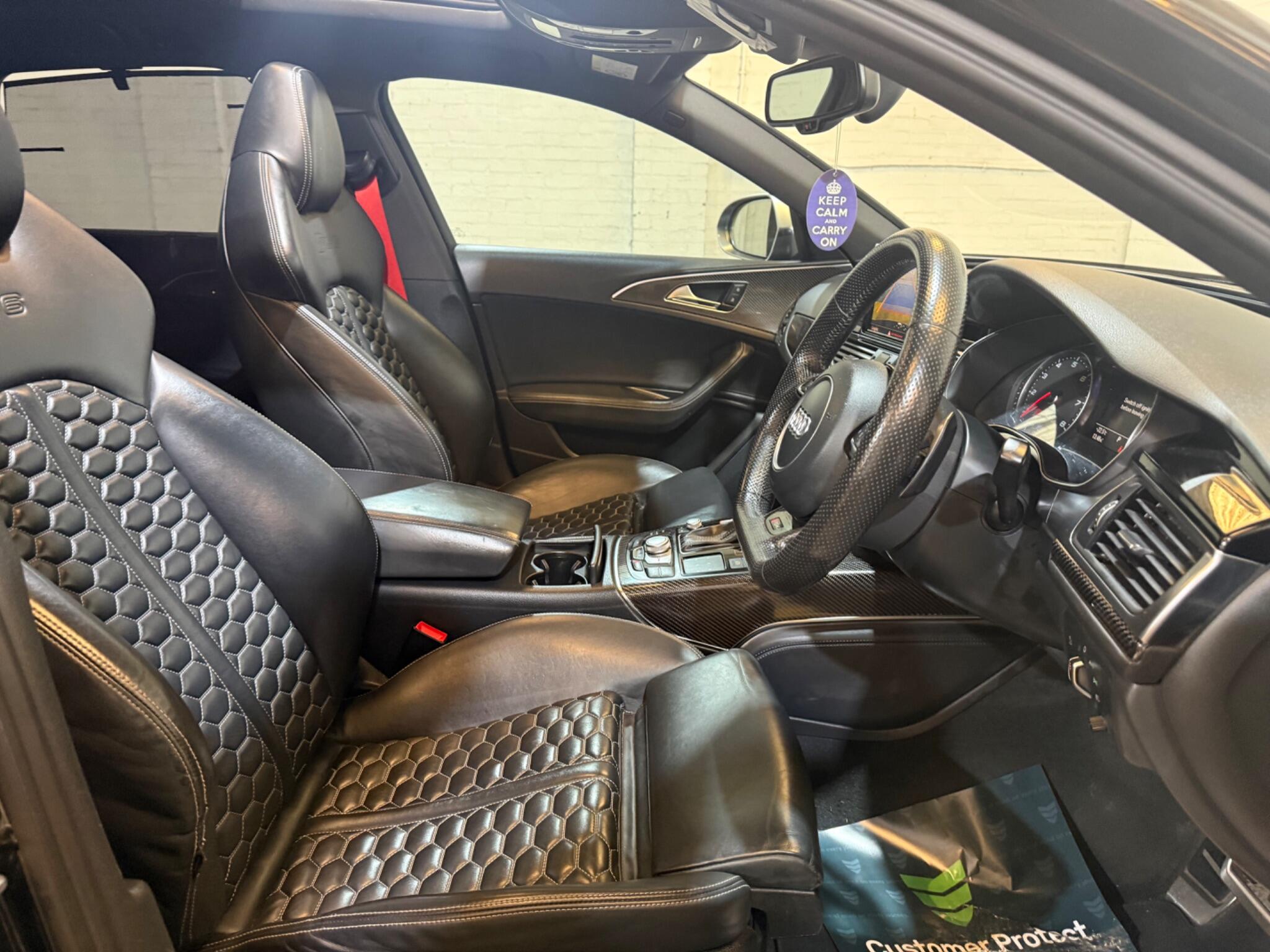 Audi RS6 view 22