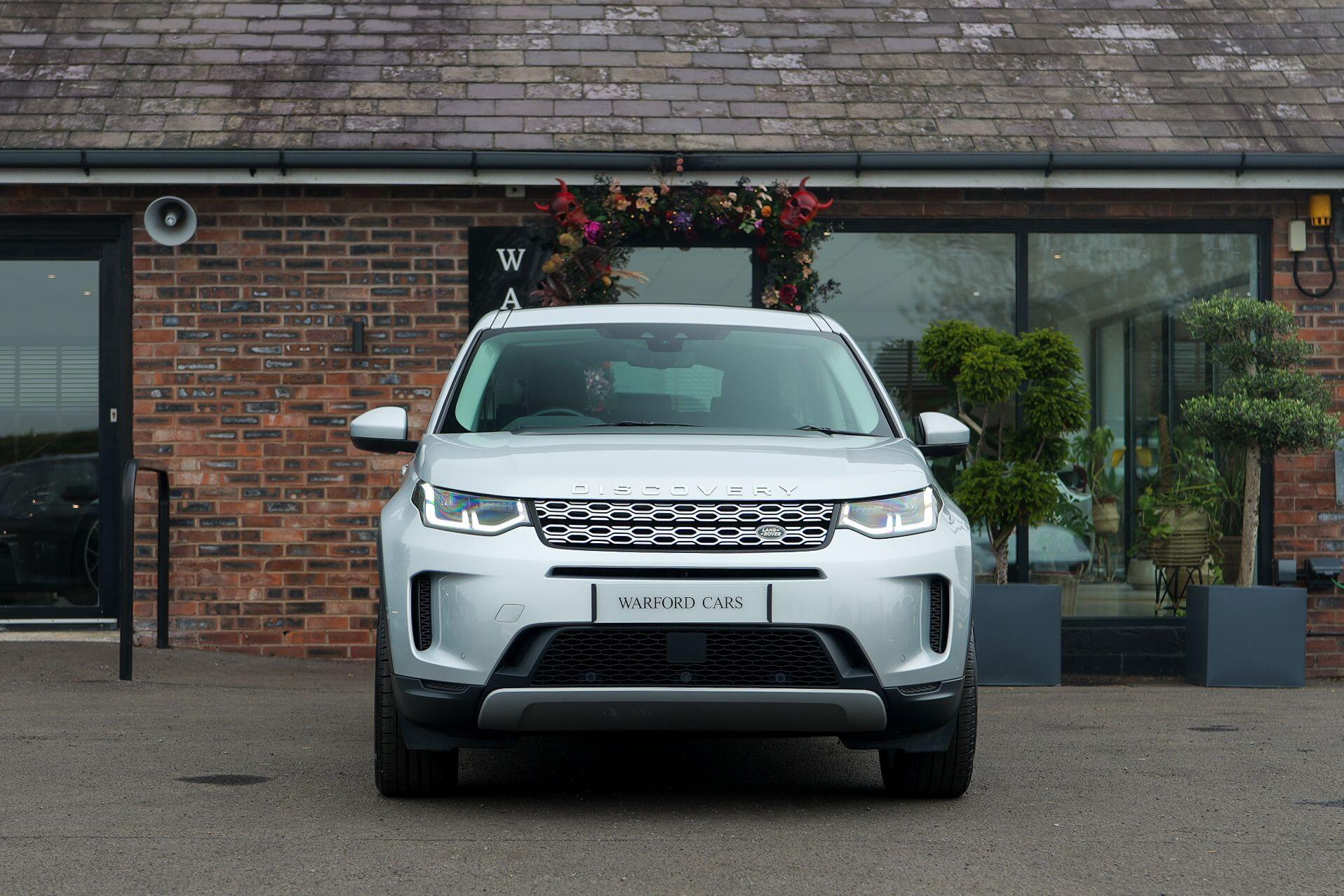 Land Rover Discovery Sport view 2