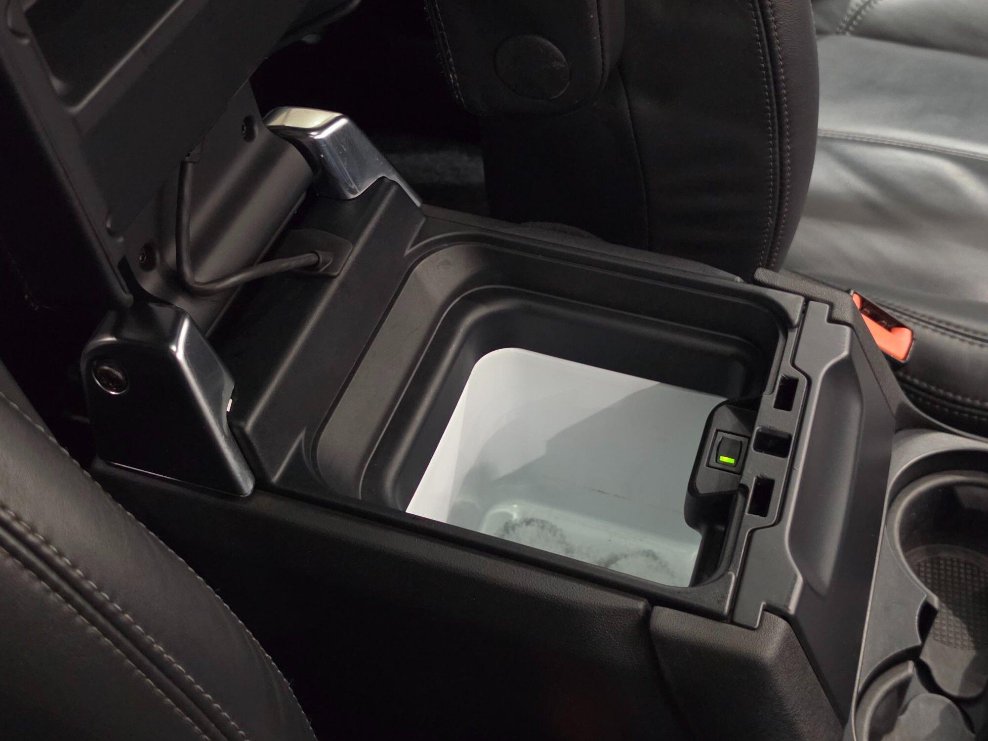 Land Rover Discovery view 111