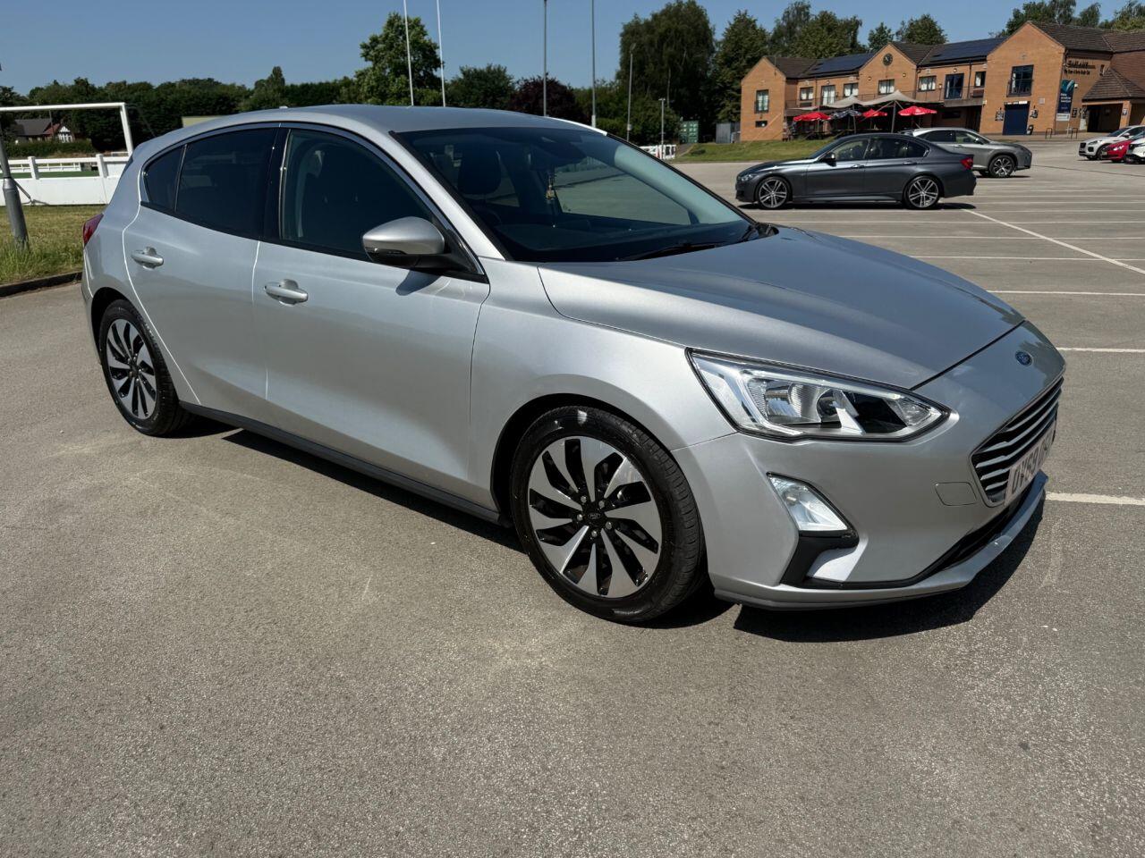 Ford Focus view 22