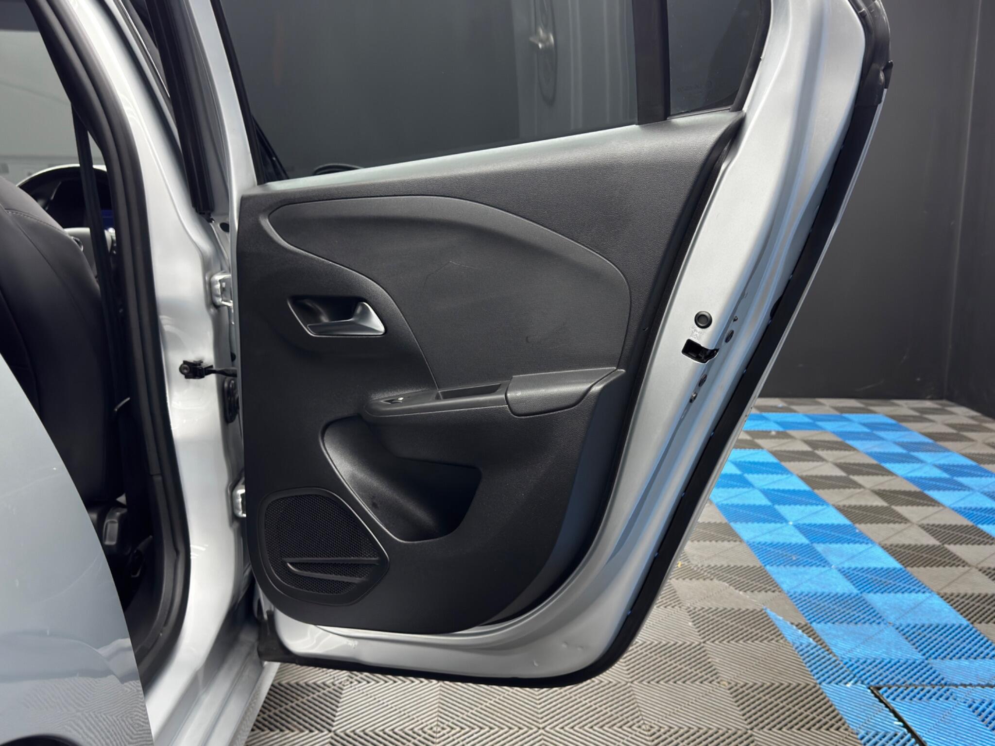 Vauxhall Corsa view 37