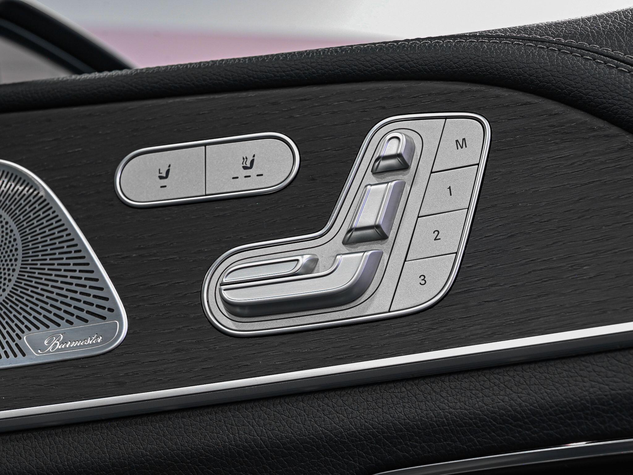 Mercedes-Benz GLE view 24