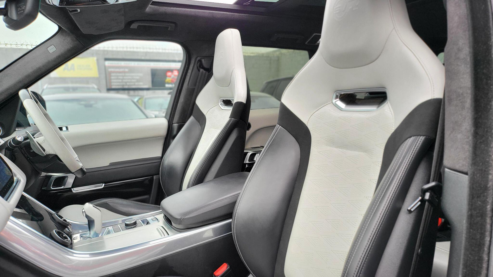 Land Rover Range Rover Sport view 43