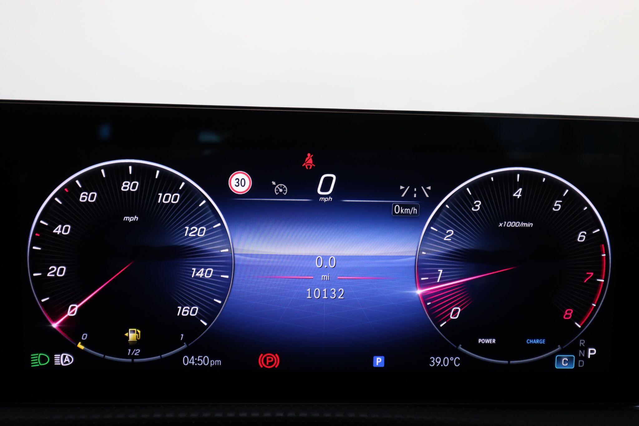 Mercedes-Benz Cla view 36