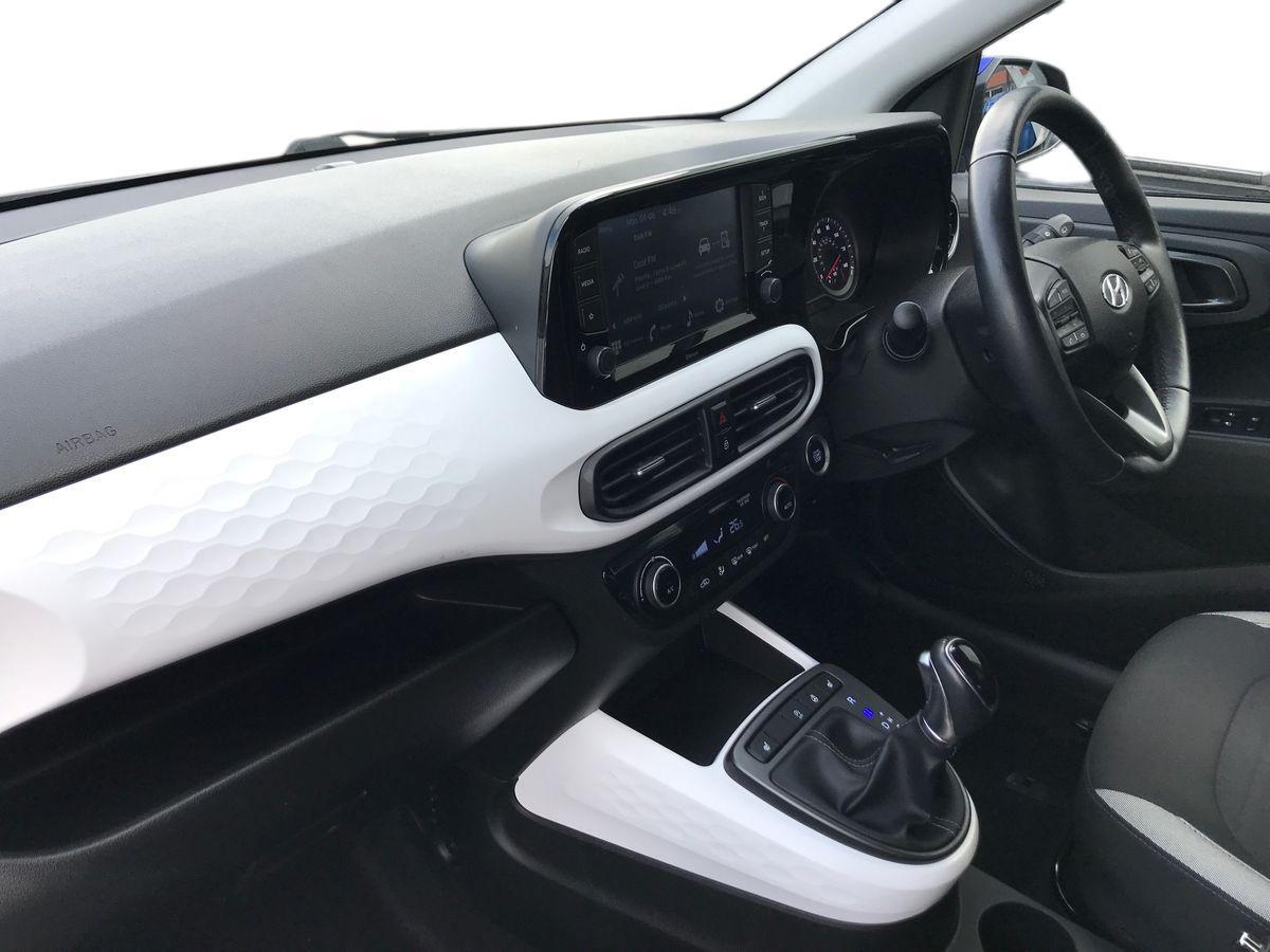 Hyundai I10 view 5