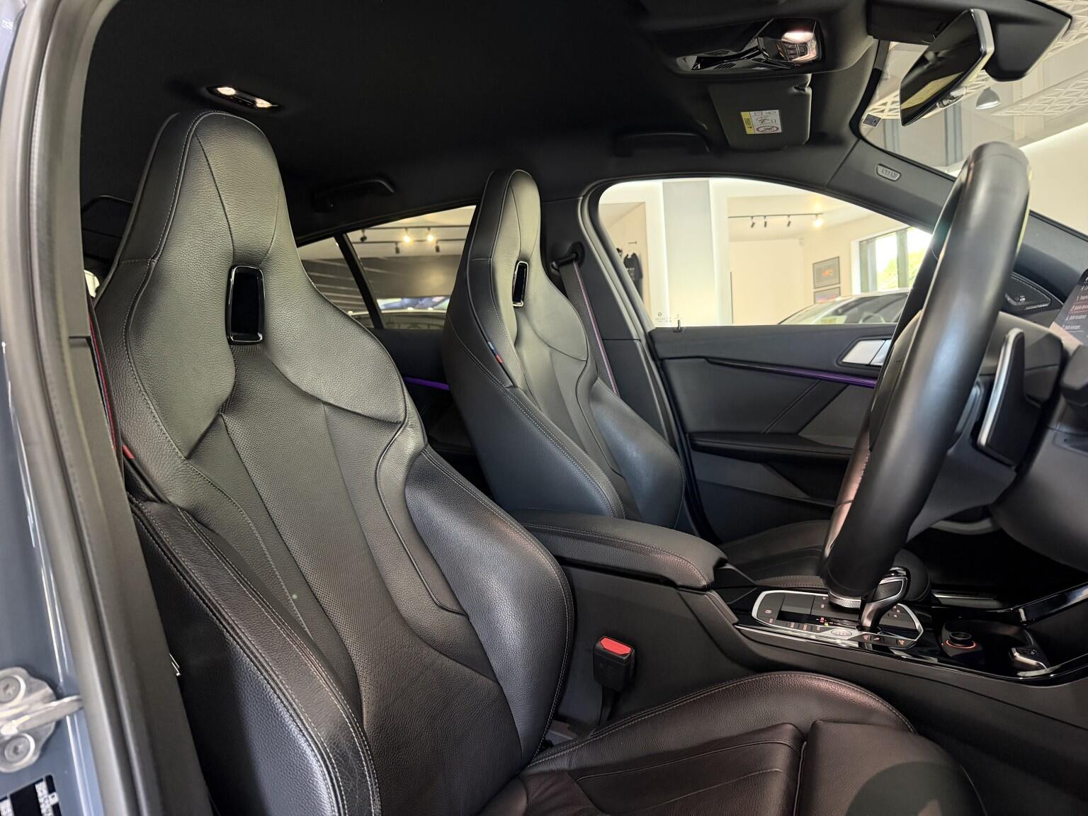 BMW 1 Series view 6