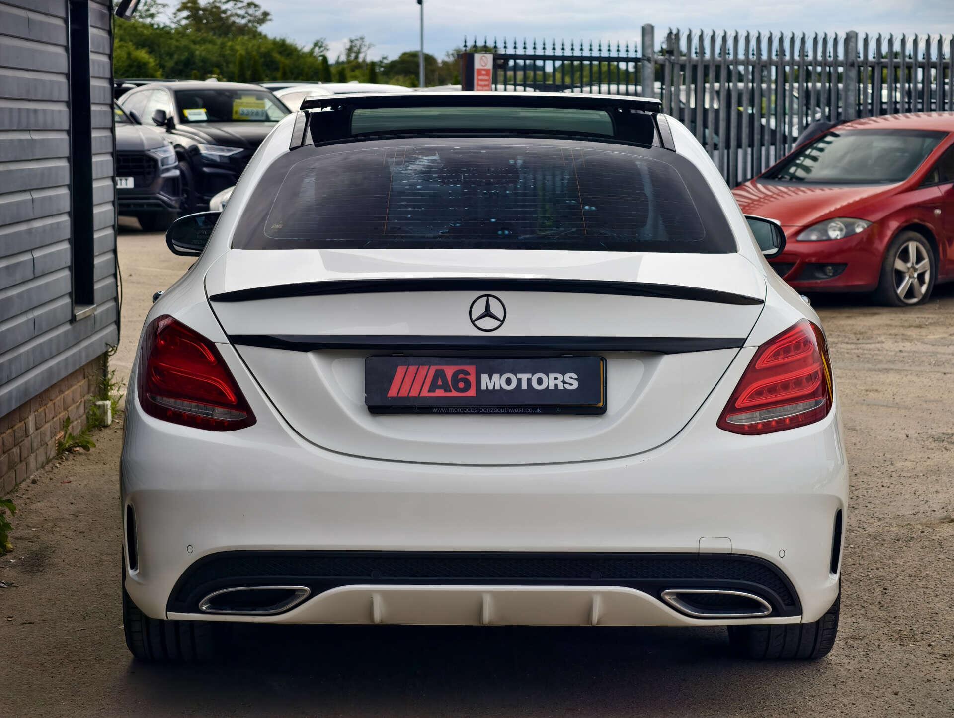Mercedes-Benz C Class view 13