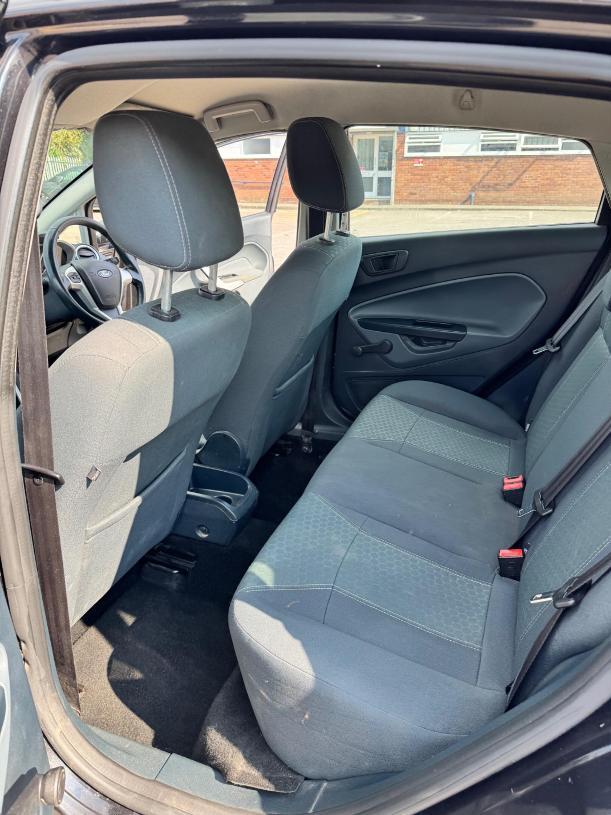 Ford Fiesta view 28