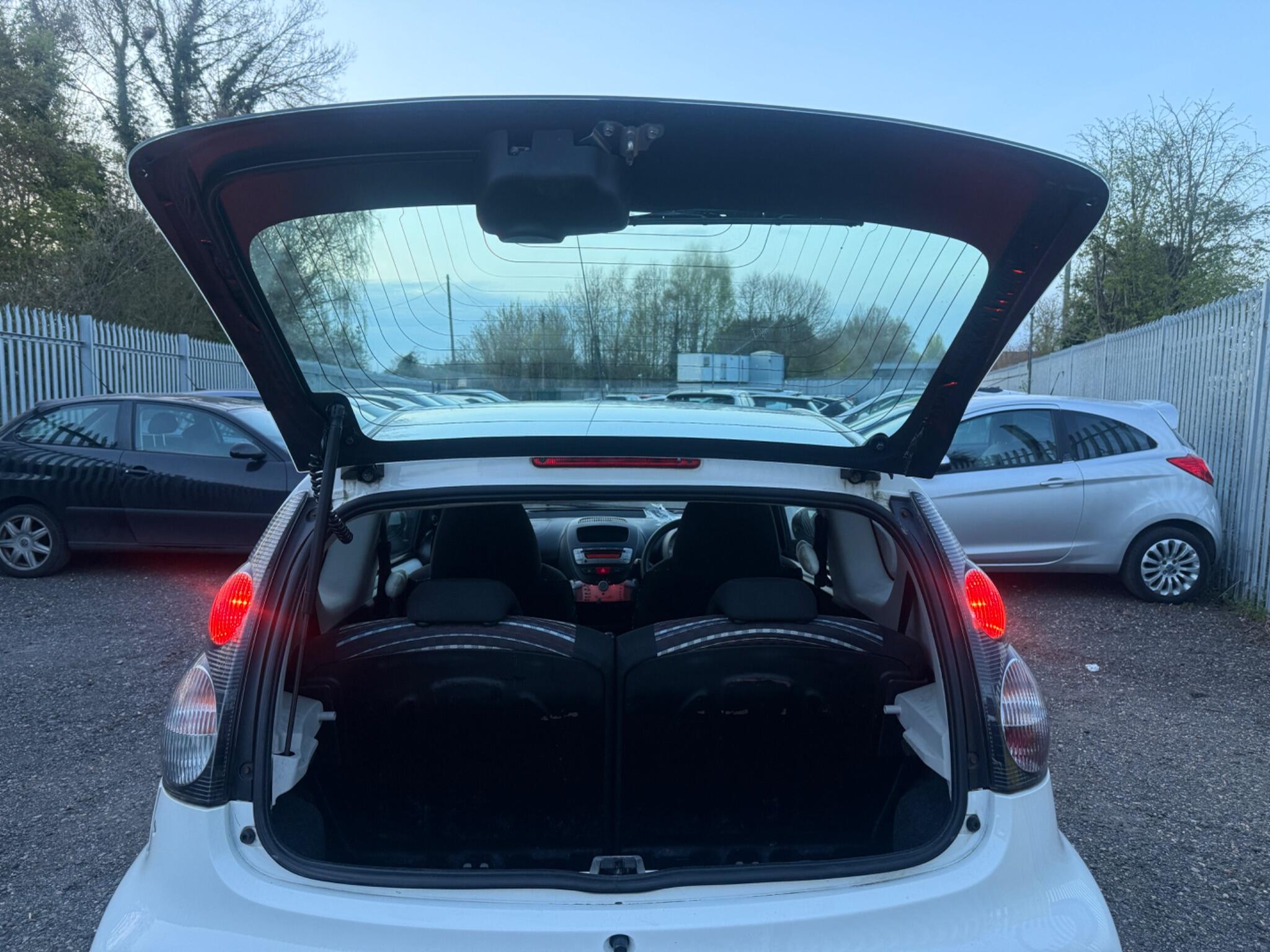 2013 Citroen C1 image 20