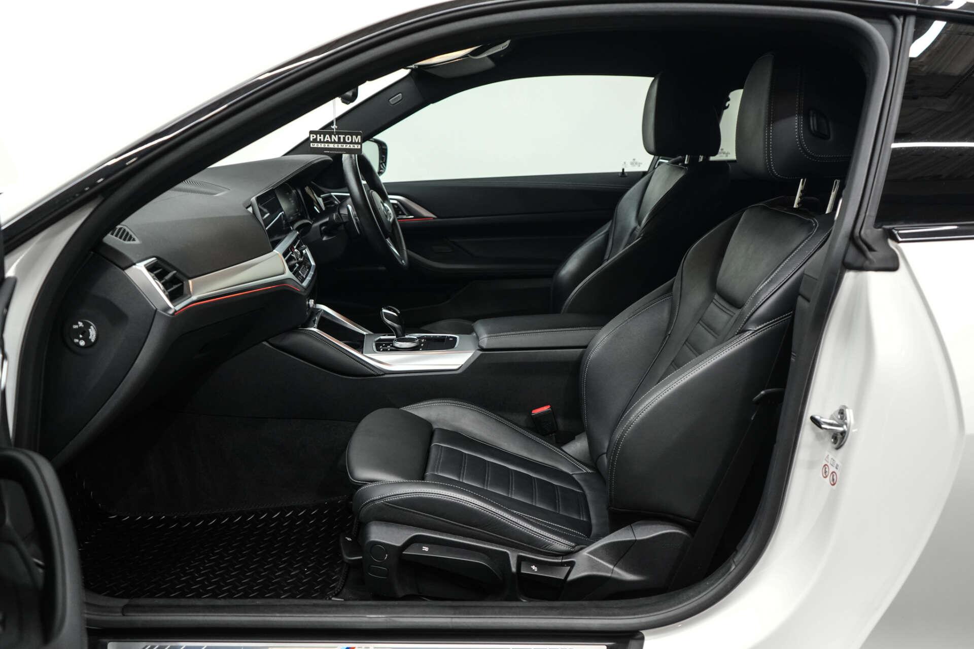 BMW 4 Series view 19